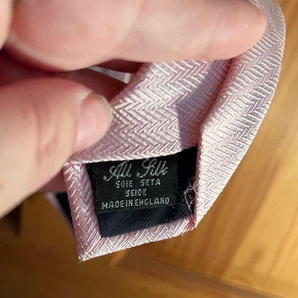 Aquascutum Aquascutum neck Tie Pink 100% Silk made in England Size ONE SIZE - 4 Thumbnail