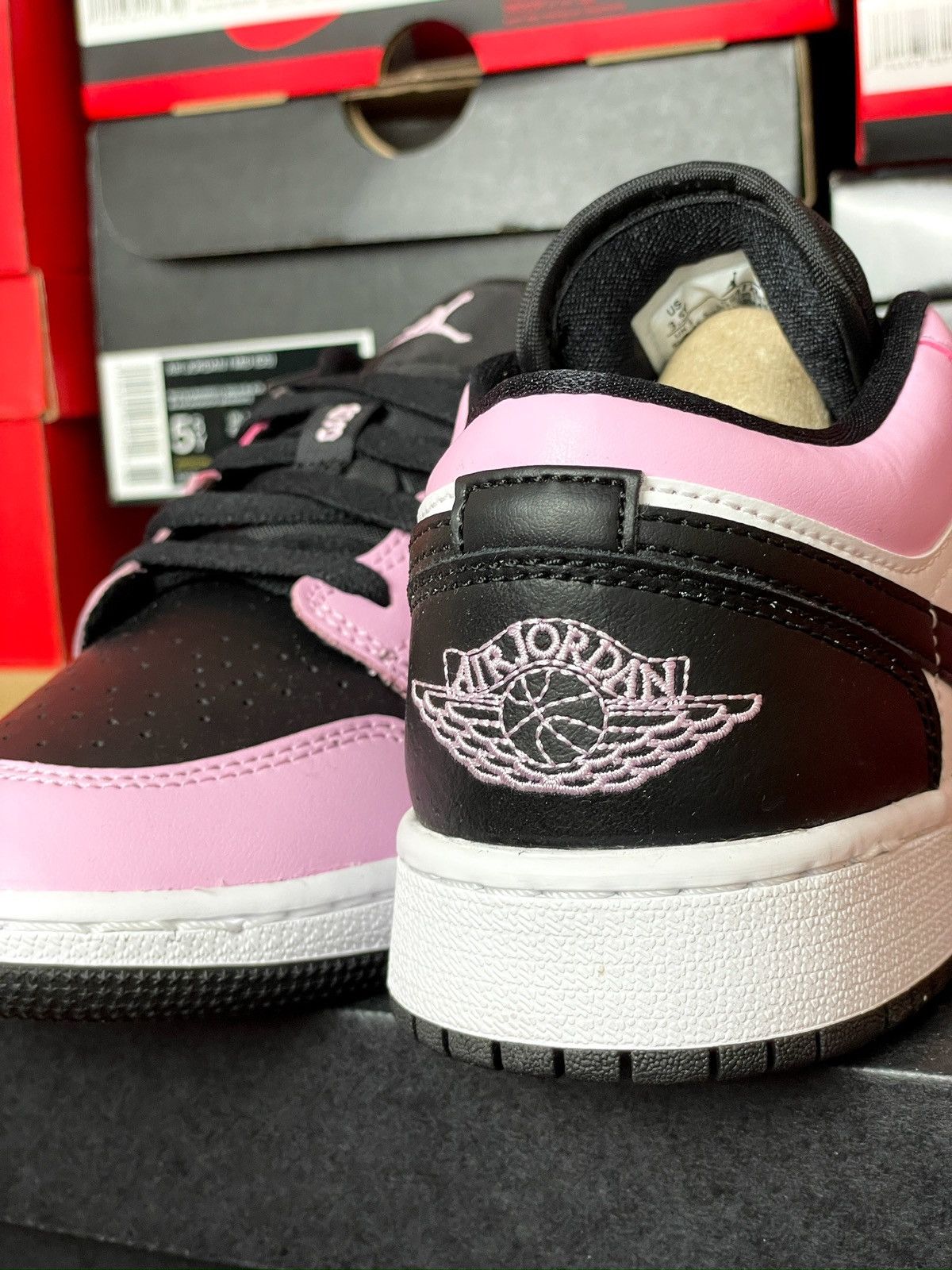 Jordan Brand Jordan 1 Low 'Light Arctic Pink' Size US 5.5 / IT 35.5 - 5 Thumbnail