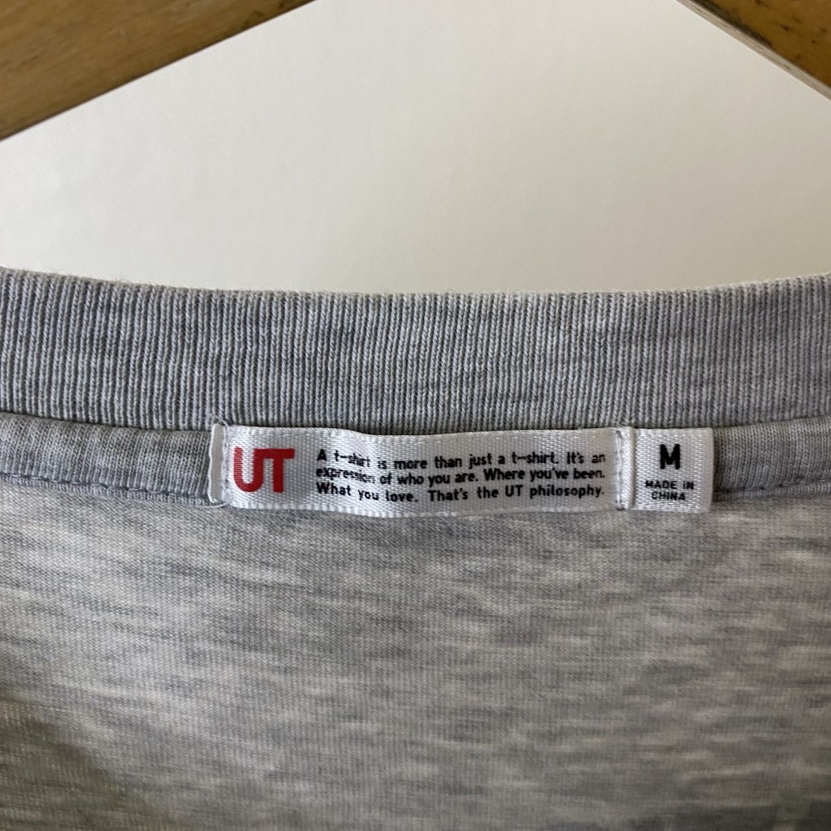 One Piece Uniqlo UT x One Piece Anime Manga Series Trafalgar Law Tee Size US M / EU 48-50 / 2 - 4 Thumbnail