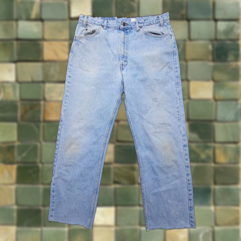 Levi's VINTAGE Levi's 505 Jeans Mens 38 x 34 Straight Regular Blue Denim 5-Pocket Logo 27" Inseam Cut-Off (35 x 27") Size US 38 / EU 54 - 1 Thumbnail