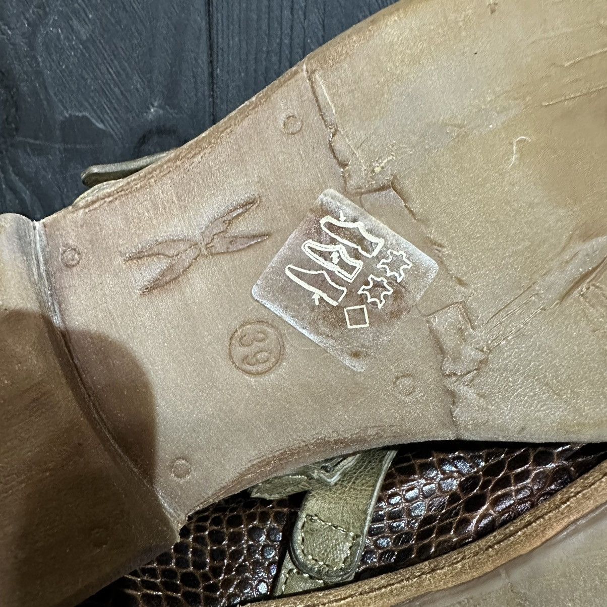 A.S.98 A.S 98 Airsteps Women’s Leather Flats Sandals Size 39 Rick O Size US 9 / IT 39 - 12 Thumbnail