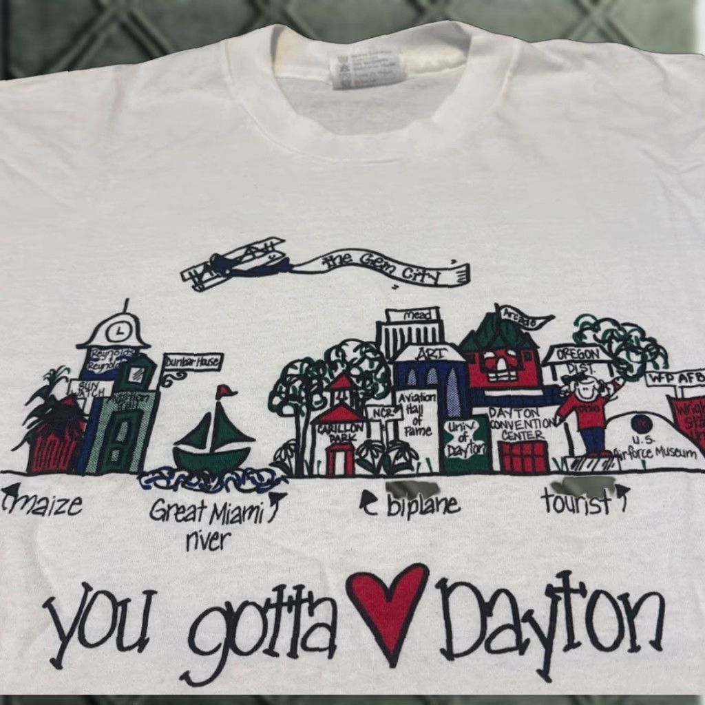 Hanes VINTAGE Hanes T-Shirt Cartoon Dayton Ohio City Art Drawing Midwest White L Men Large Shirt Mens Size US L / EU 52-54 / 3 - 1 Thumbnail