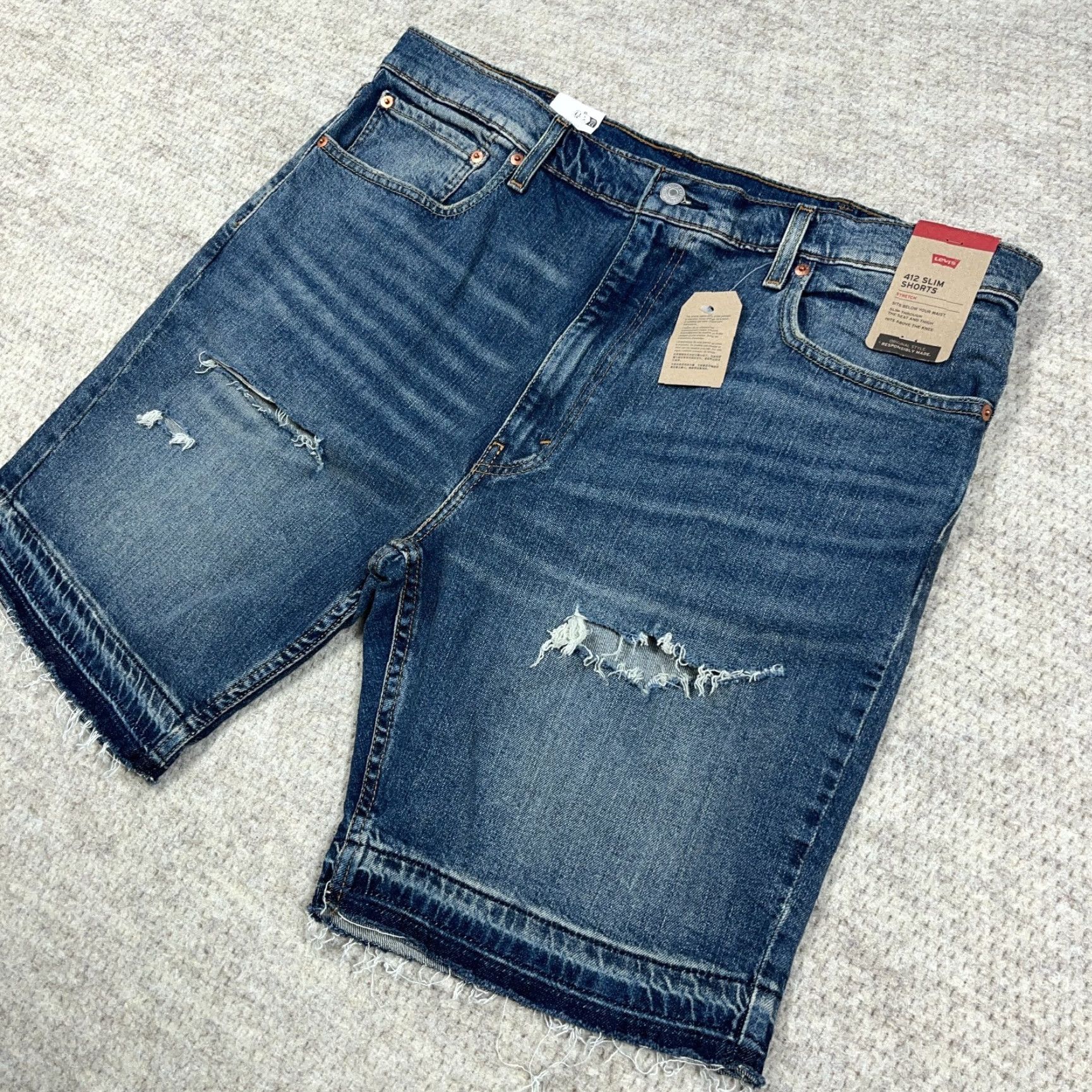 Levi's Levi's 412 Shorts Men Slim Fit Denim Blue 40 Med Wash Distressed 5-Pocket Bermuda Zip Front Casual Jeans Shorts Size US 40 / EU 56 - 3 Thumbnail