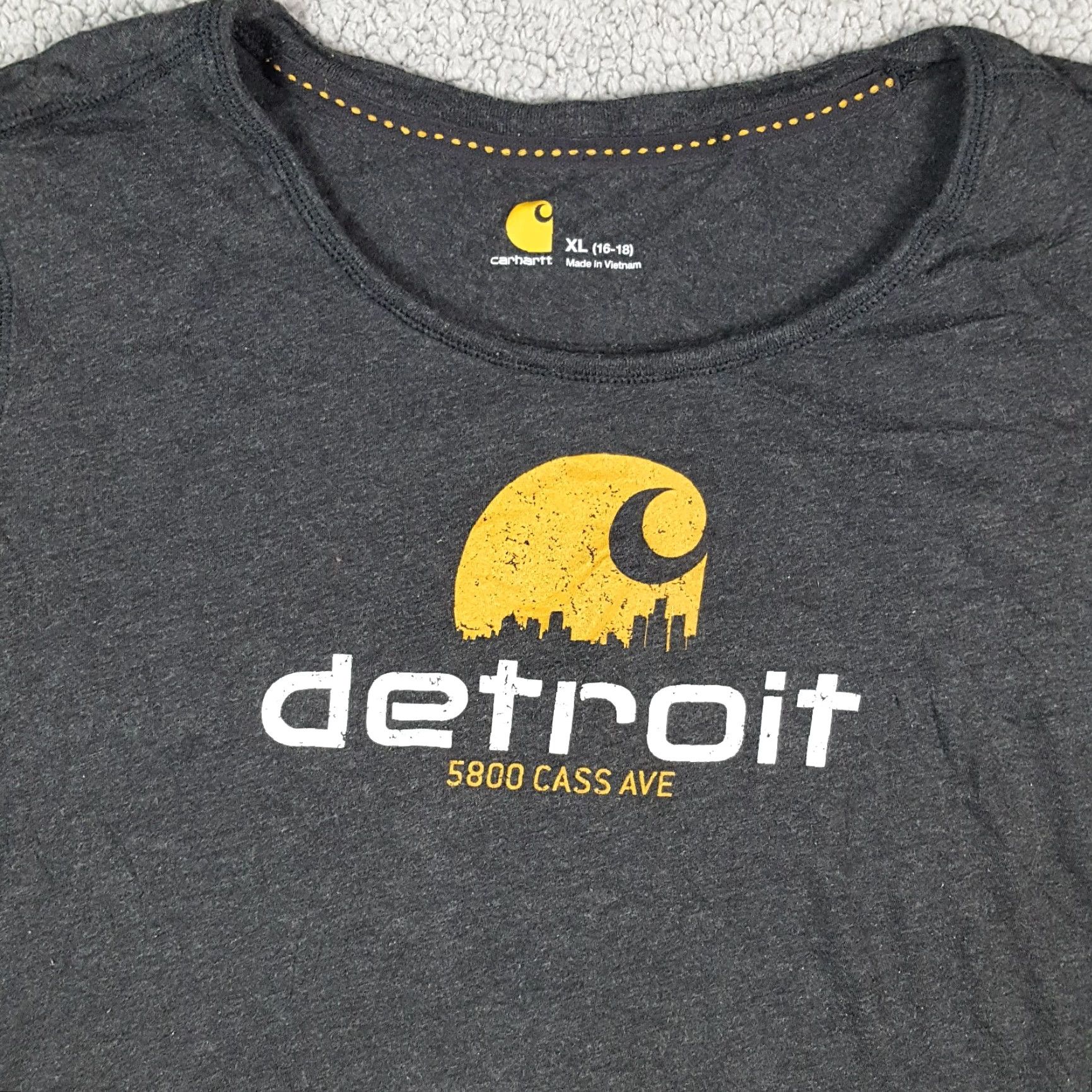 Carhartt VINTAGE Carhartt Detroit Shirt Women's XL Gray Short Sleeve Crew Neck T-Shirt Retro USA Workwear CH Size XL / US 12-14 / IT 48-50 - 2 Thumbnail