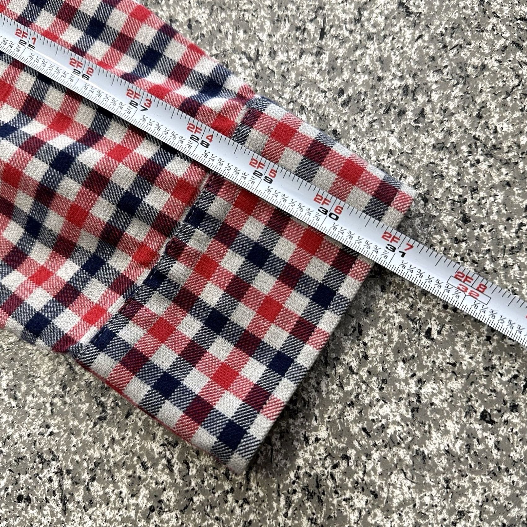 Banana Republic Banana Republic Button-Up Shirt Mens L Long Sleeve Red Camis Pattern Plaid Cotton Shirt Size US L / EU 52-54 / 3 - 6 Thumbnail