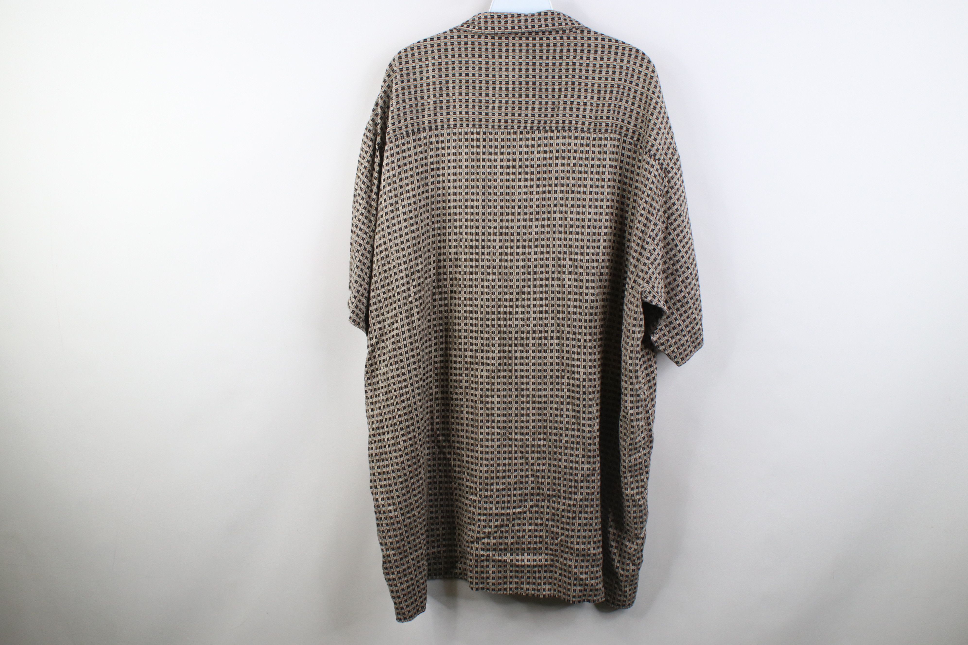 Vintage Vintage 90s Streetwear Checkered Short Sleeve Button Shirt Size US XL / EU 56 / 4 - 8 Thumbnail