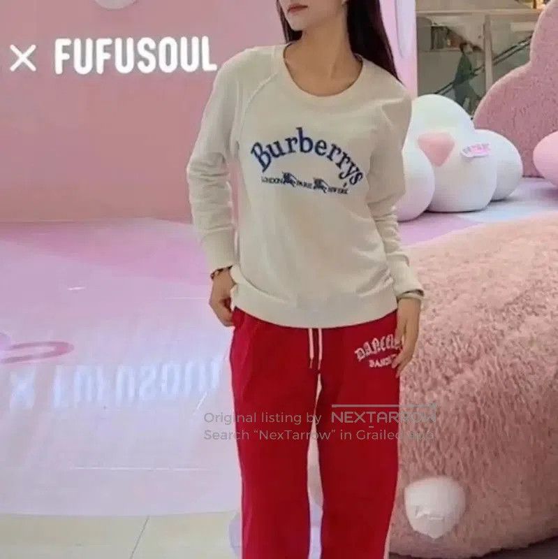 Burberry Burberry White Cotton Women's Sweatshirt. Size XS / US 0-2 / IT 36-38 - 5 Thumbnail