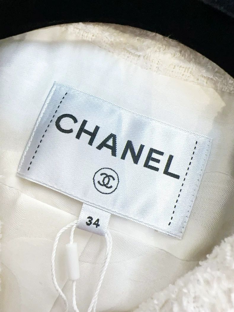 Chanel Chanel 22p white tweed braided lapel jacket Size XXS / US 00 / IT 34 - 6 Thumbnail