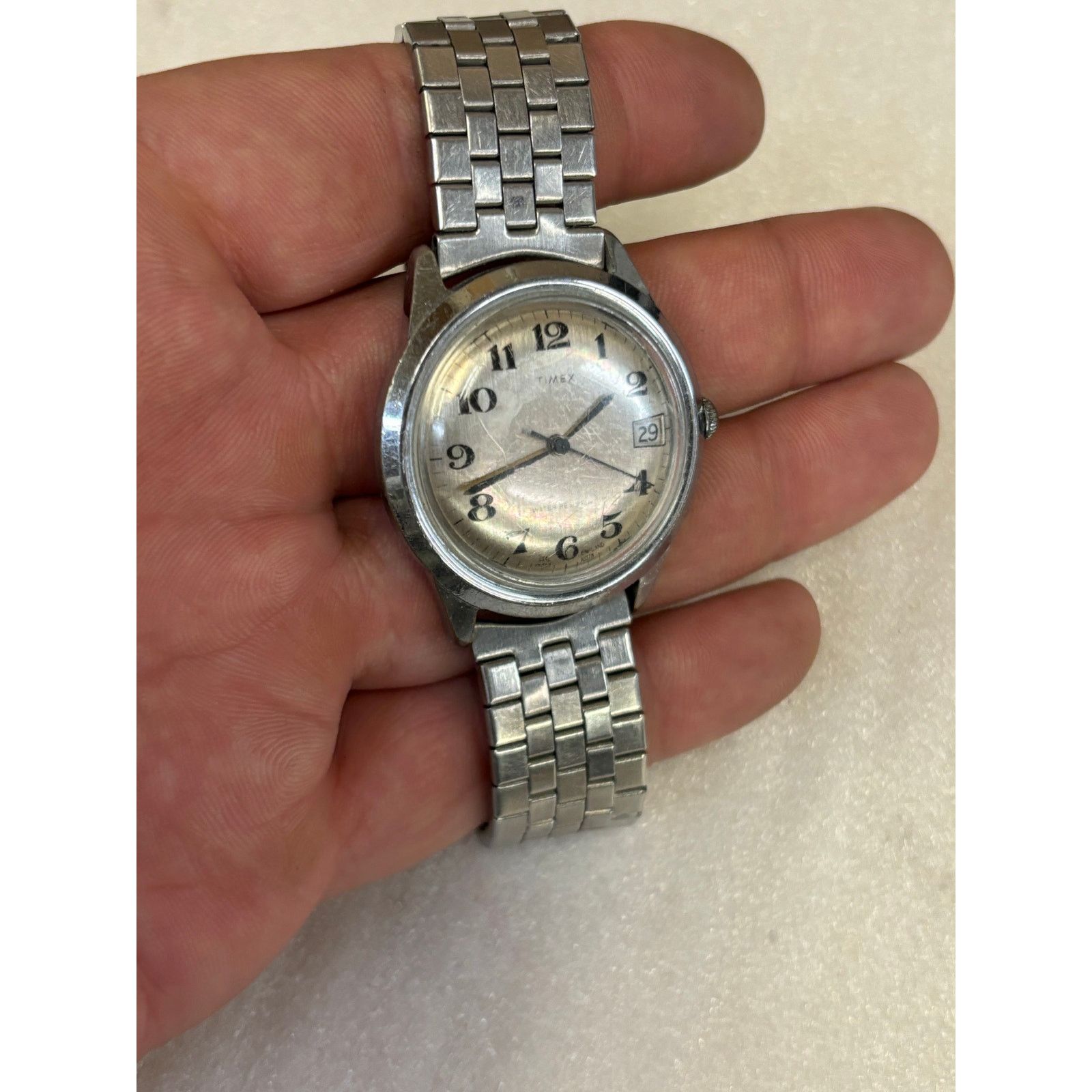 Timex Vintage Timex Silver Tone Men’s Mechanical Watch! It Runs! Size ONE SIZE - 2 Thumbnail