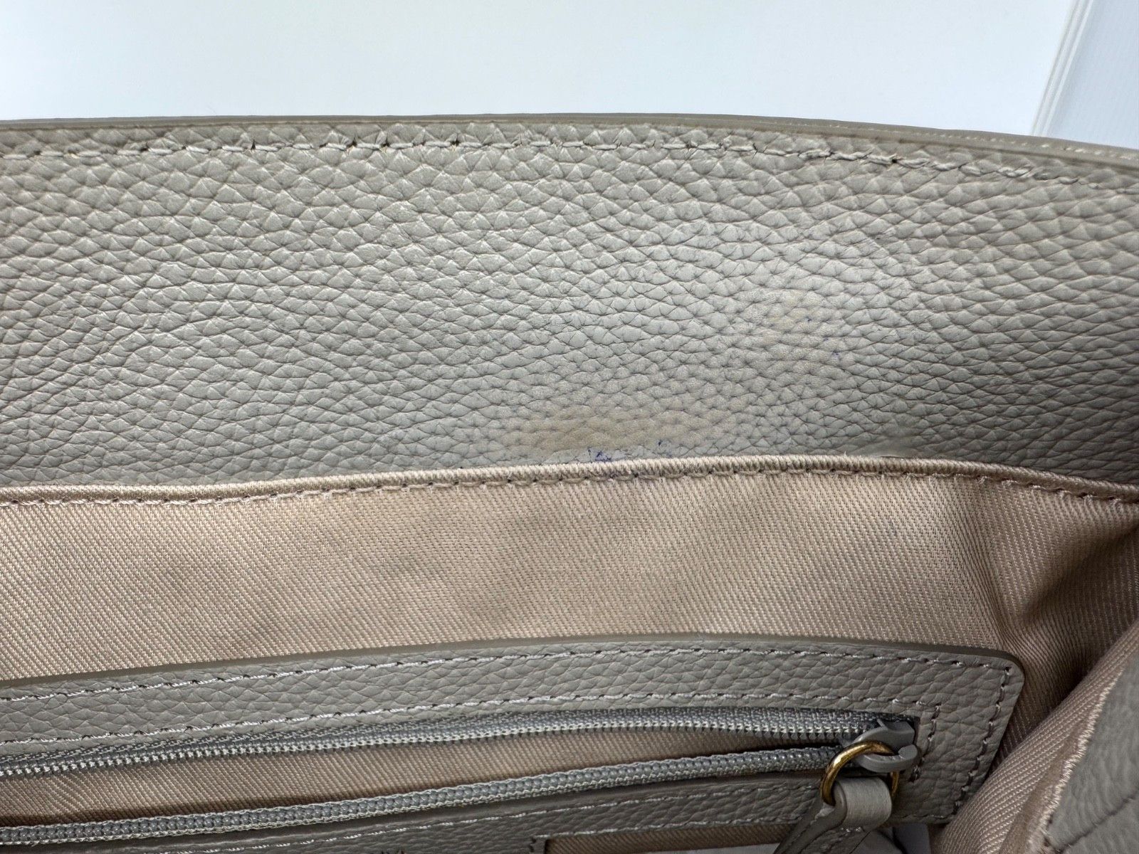 Nordstrom NWOT Nordstrom Grey Pebbled Genuine Leather Backpack Size ONE SIZE - 7 Thumbnail