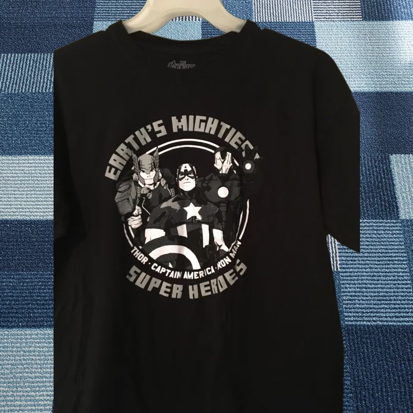 Vintage Marvel Avengers Earth's Mightiest Super Heroes T Shirt XL Thor Iron Man Captain America Mens Graphic Tee VINTAGE? Size US XL / EU 56 / 4 - 1 Thumbnail