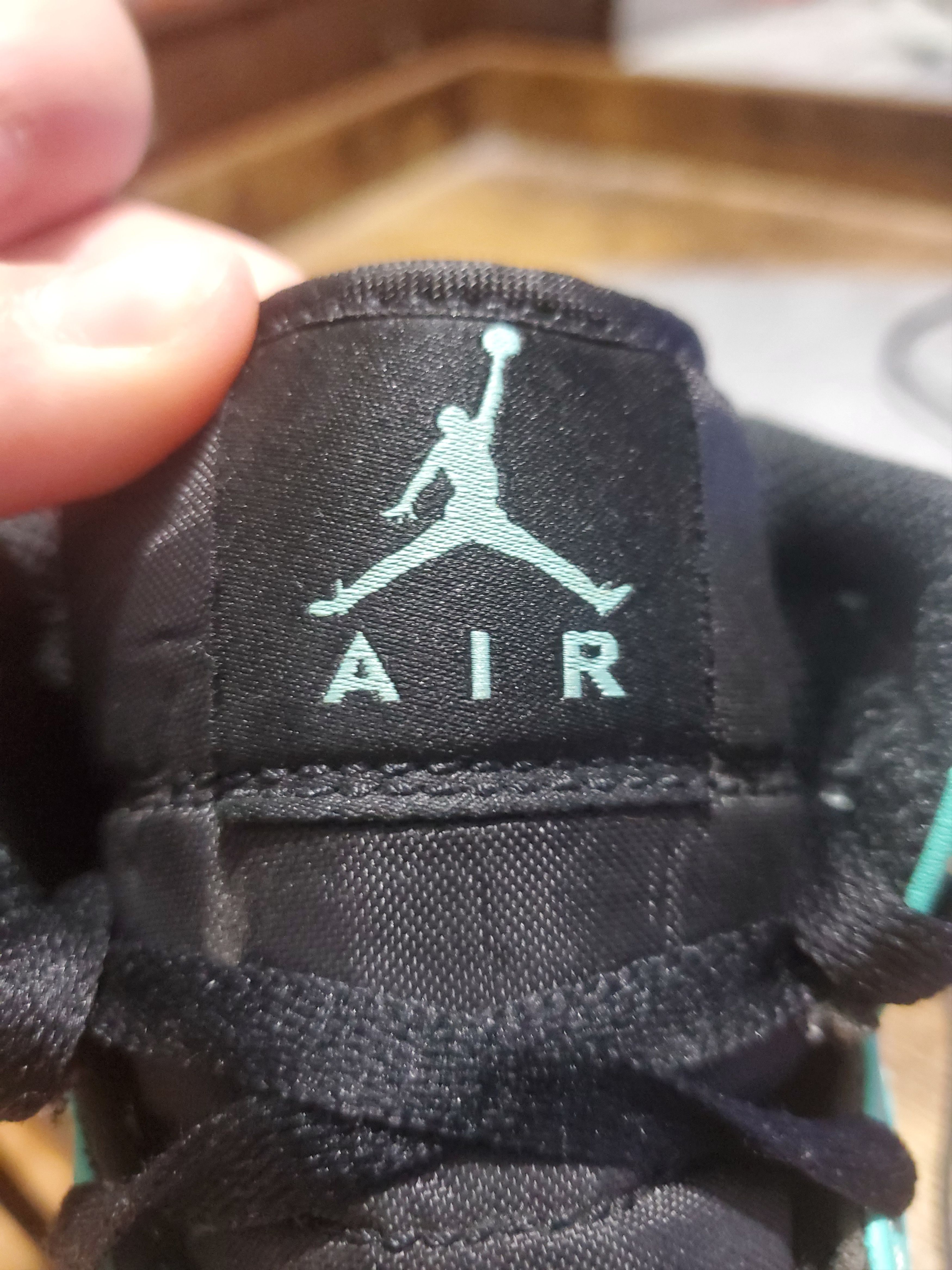 Jordan Brand × Nike Jordan 1 tropical twist igloo Size US 9 / EU 42 - 4 Thumbnail