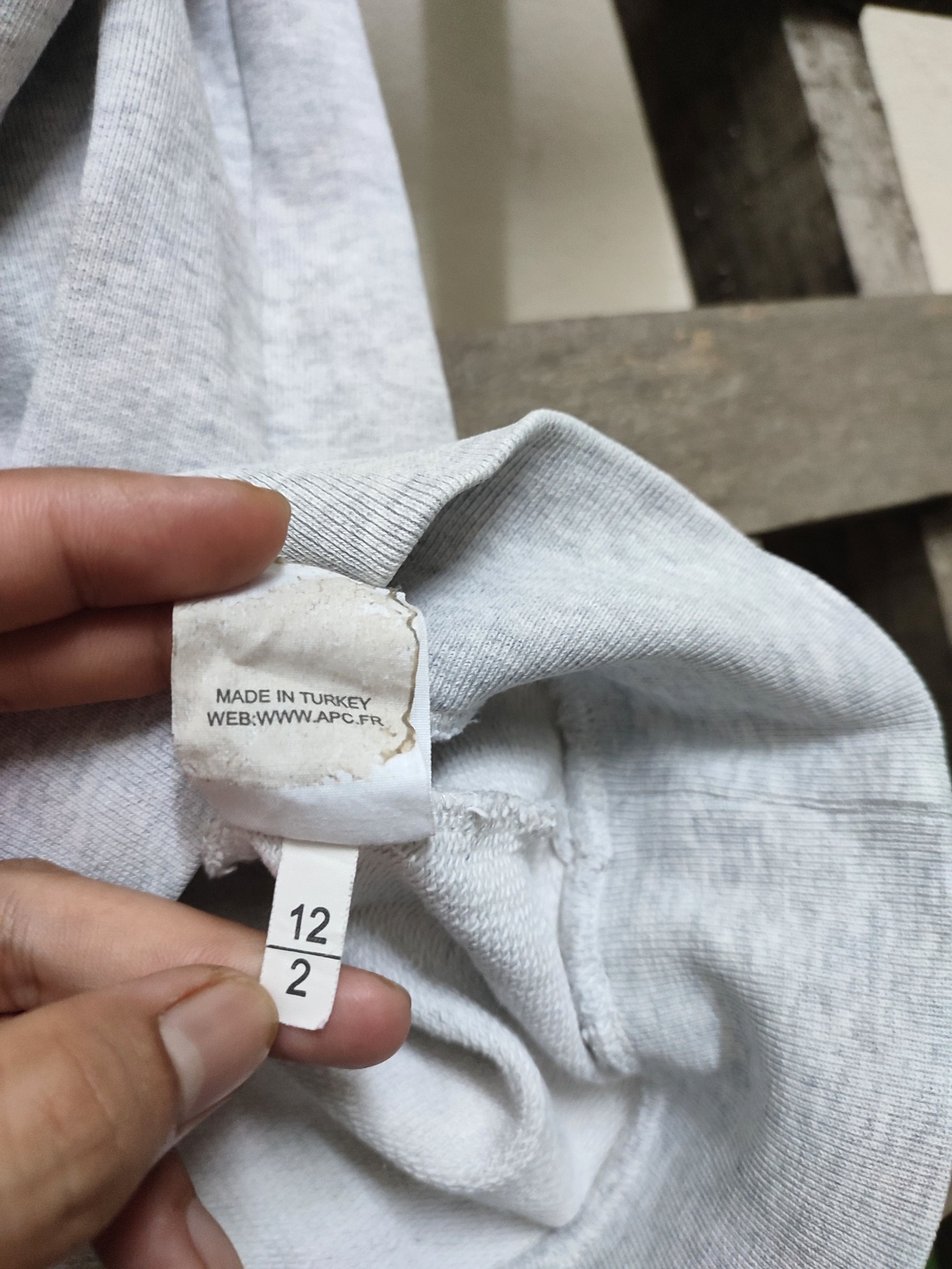 A.P.C. 💥Nice Design💥 A.P.C. Spell Out Embroidery Sweatshirt Size US S / EU 44-46 / 1 - 6 Thumbnail