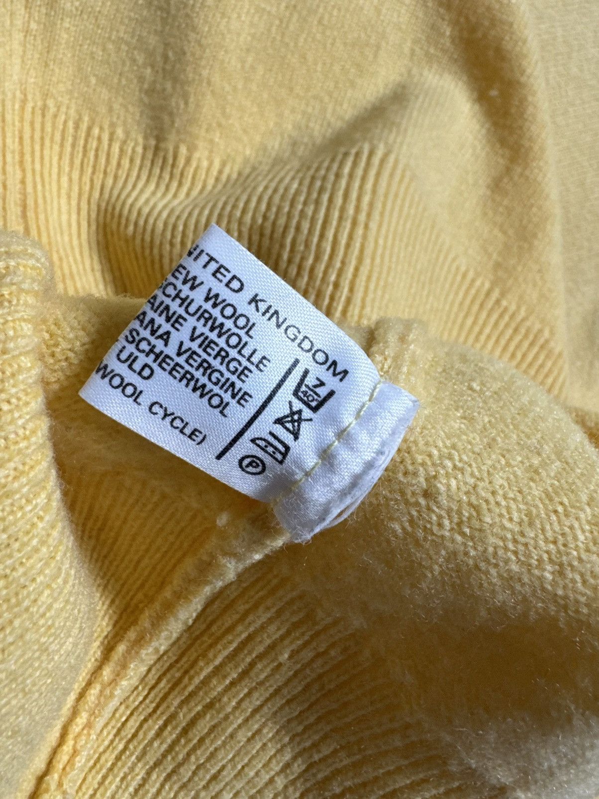 Burberry Burberrys Wool Sweater Vintage 90’s Size US S / EU 44-46 / 1 - 6 Thumbnail