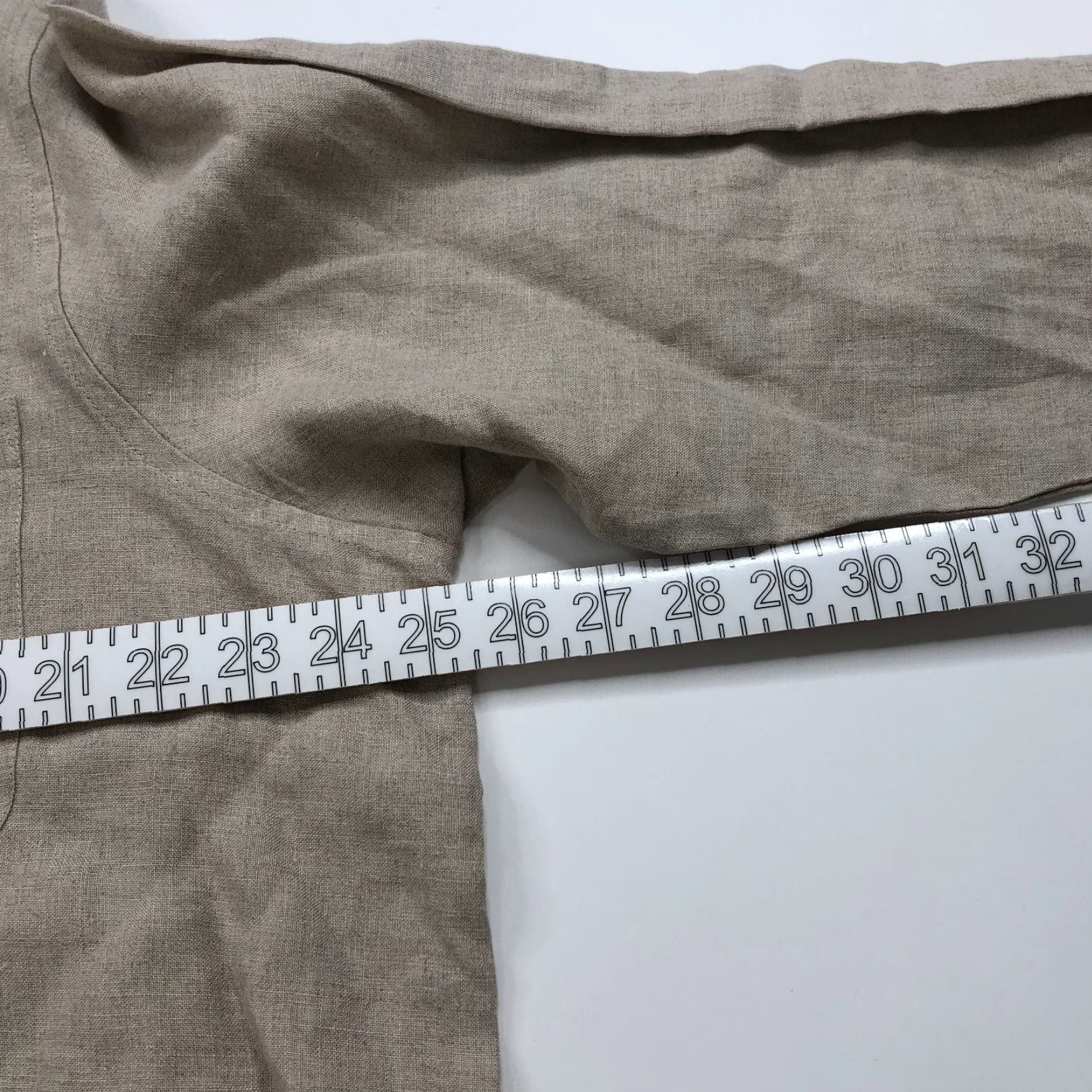 Vintage L.L. Bean Plus 1X Button Long Sleeve Shirt Linen Beige Tan MINT Ladies 1X Casual Solid Button-Up All Seasons Women's Shirt Size XL / US 12-14 / IT 48-50 - 4 Thumbnail