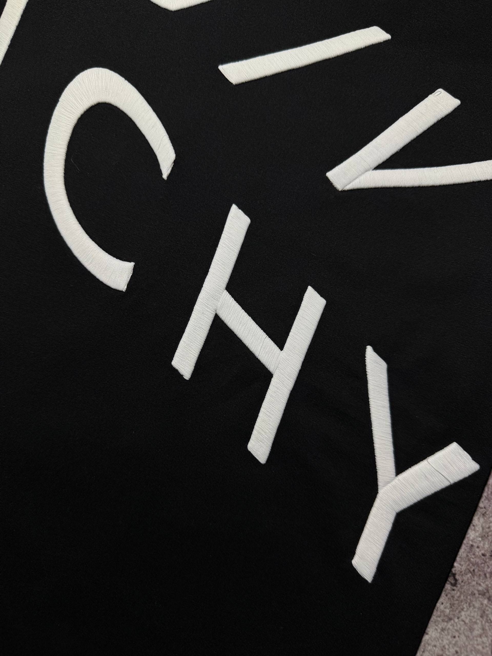 Givenchy Givenchy Paris Black Men’s T-shirt Embroidered Logo Size US L / EU 52-54 / 3 - 7 Thumbnail