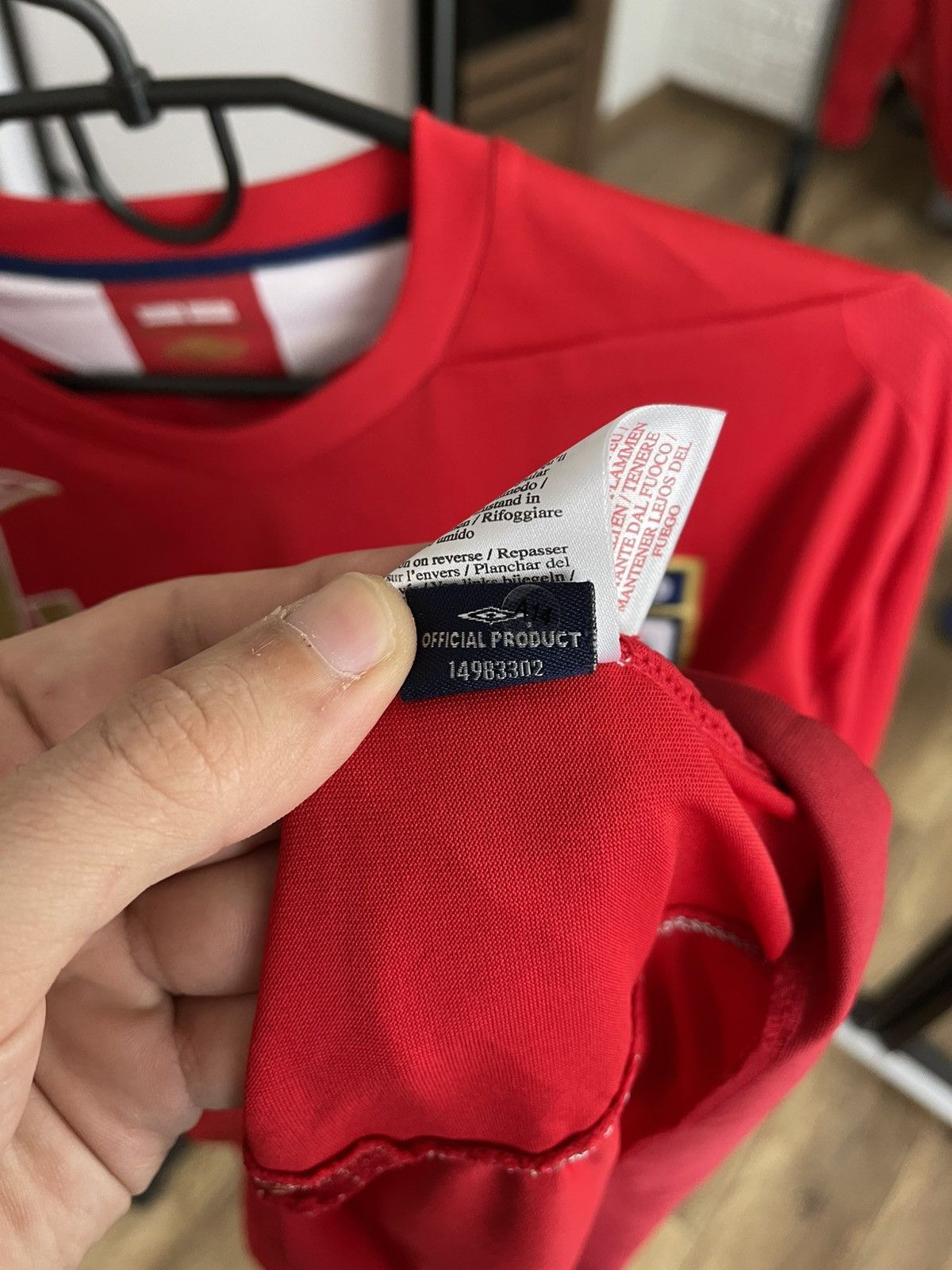 Umbro 2006/2008 Umbro England Gerrard Vintage Soccer Jersey Shirt Size US XL / EU 56 / 4 - 15 Thumbnail