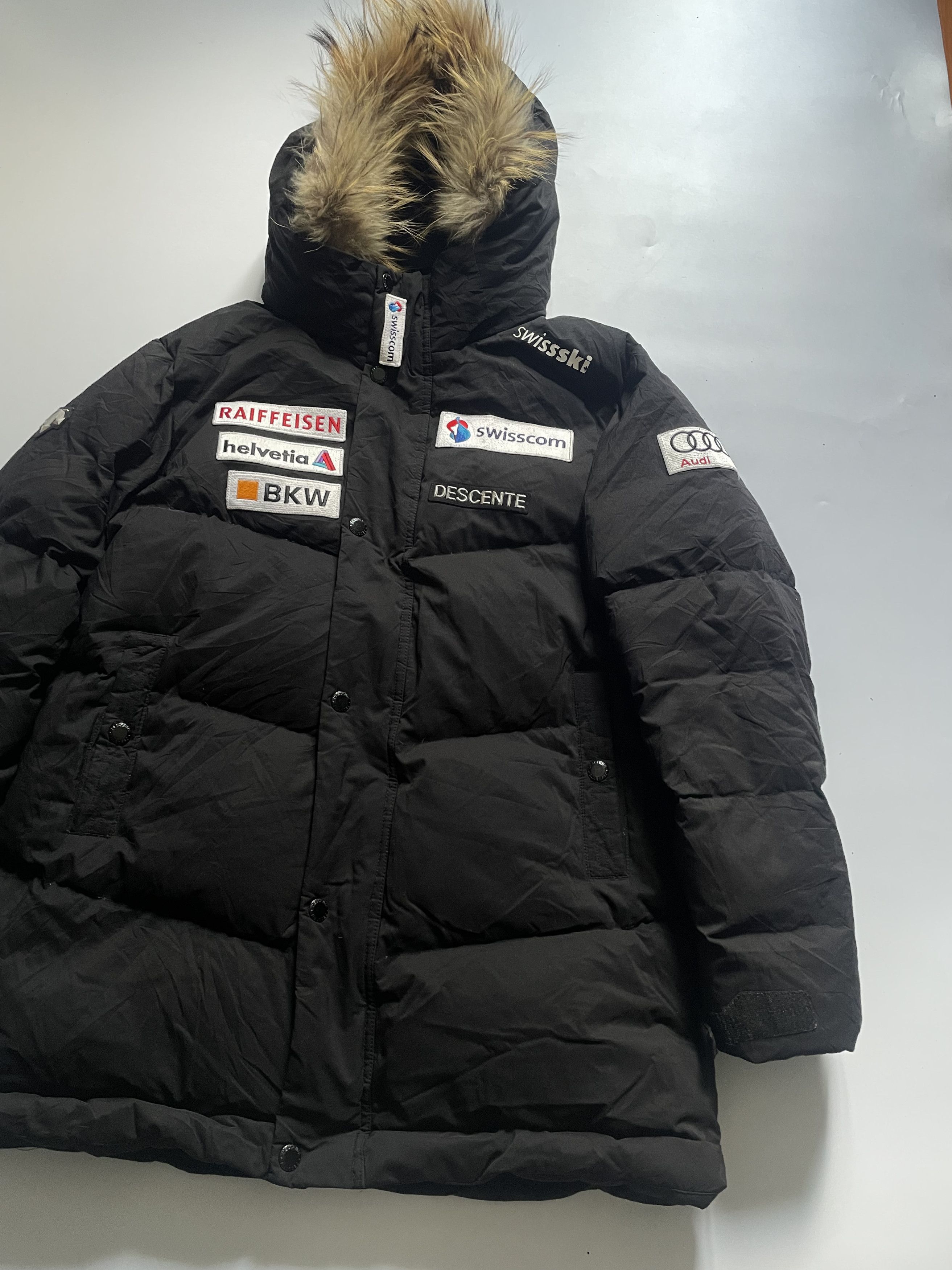 Descente Descente Swiss Ski Team Audi Puffer Jacket Size US XL / EU 56 / 4 - 3 Thumbnail