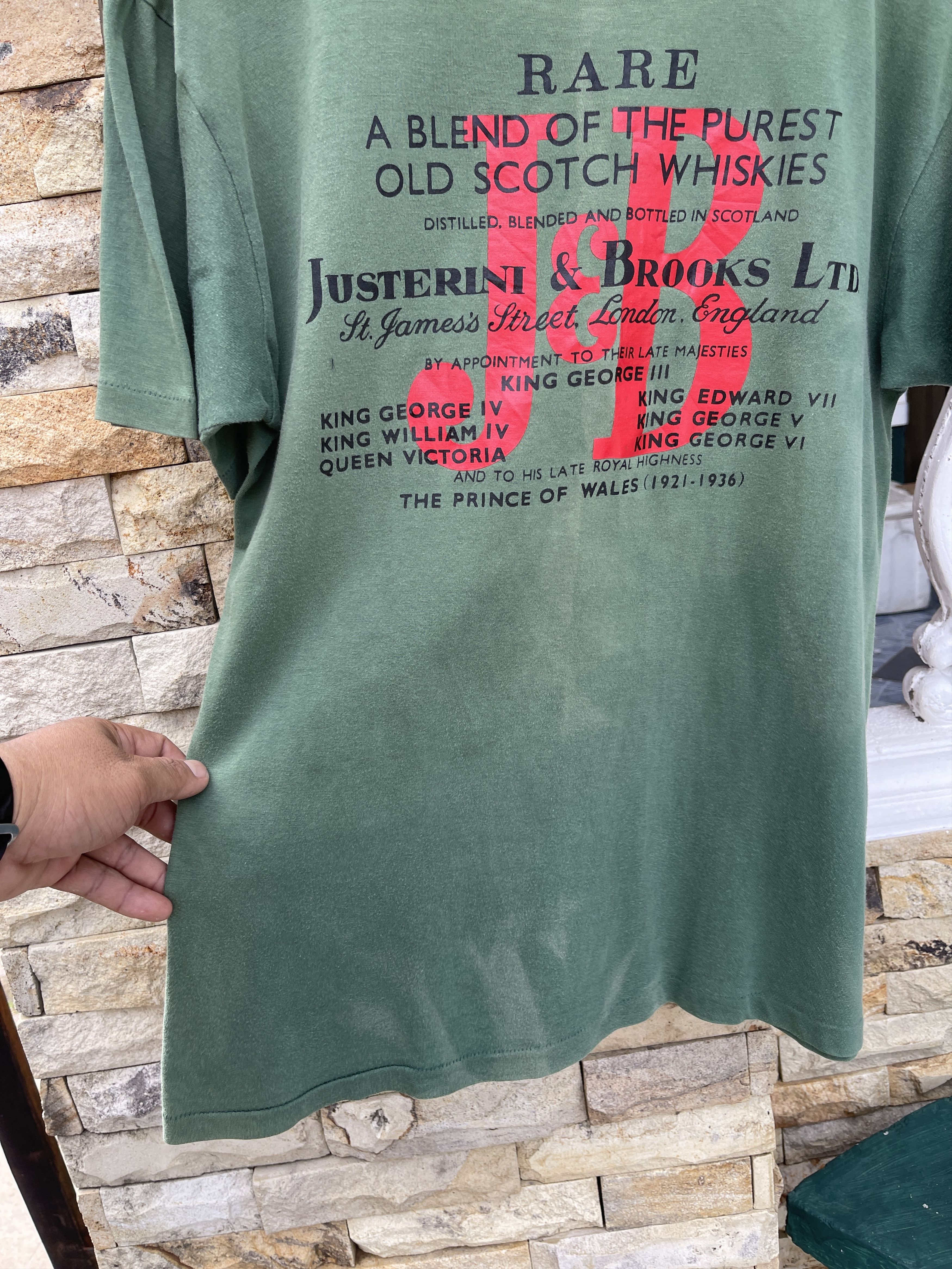 Vintage Last Drop🔥Rare🔥Vintage J&B Scotch Whiskey Logo T-Shirt Size US M / EU 48-50 / 2 - 5 Thumbnail