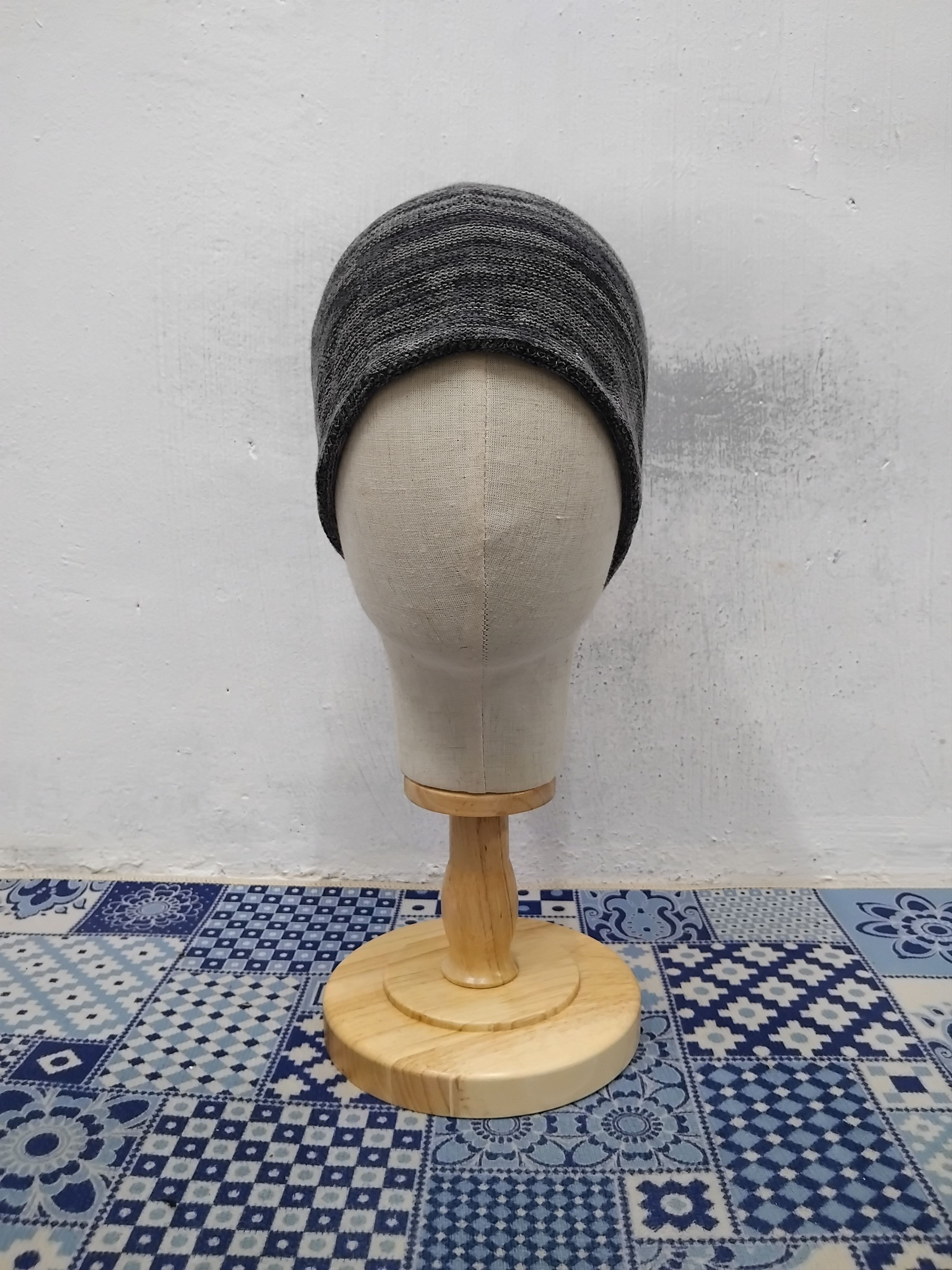 Japanese Brand Unbranded stripe grey colour beanie hat Size ONE SIZE - 3 Thumbnail