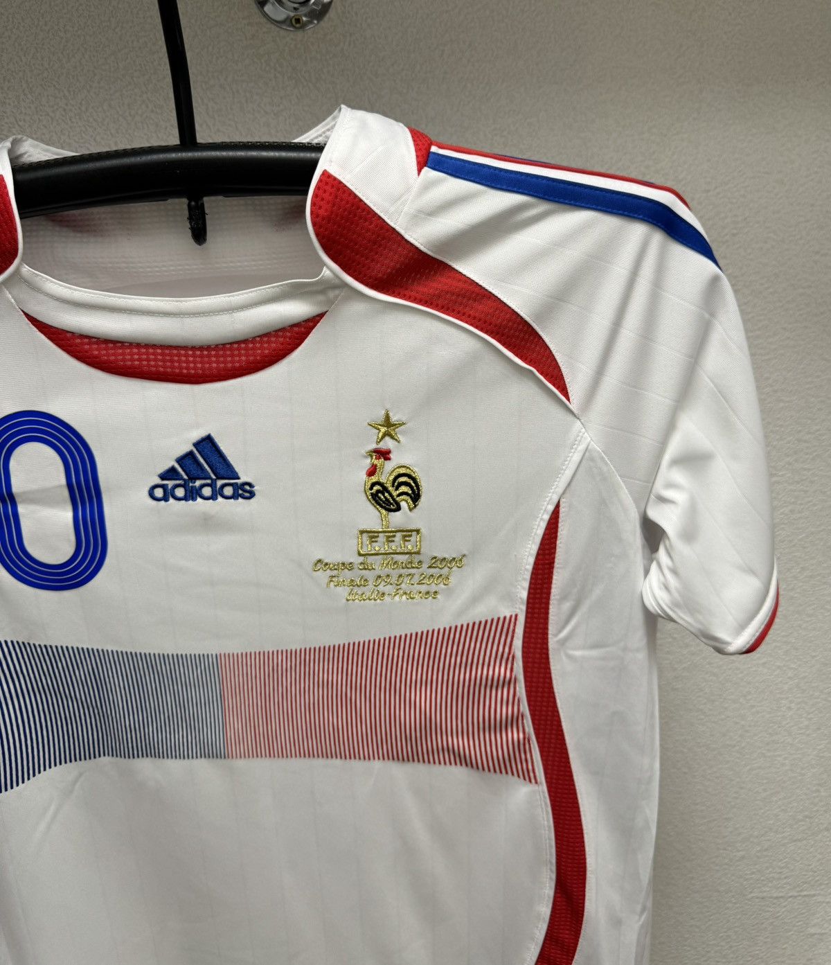 Vintage Zidane 10 Coupe du monde 2006 france soccer jersey 06 fifa L Size US L / EU 52-54 / 3 - 4 Thumbnail