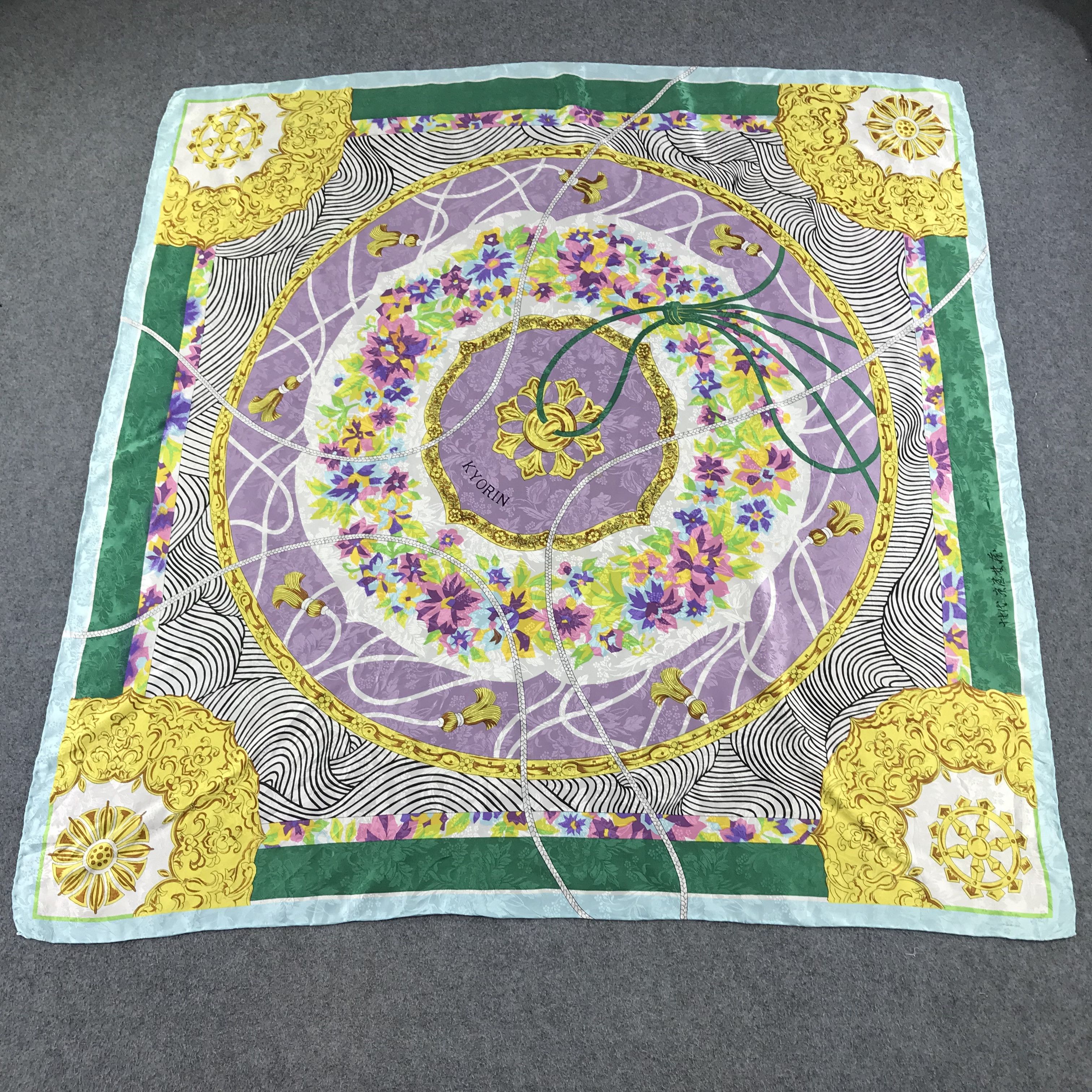 Japanese Brand Kyorin Luxury Floral Silk Scarf M125 Size ONE SIZE - 2 Thumbnail