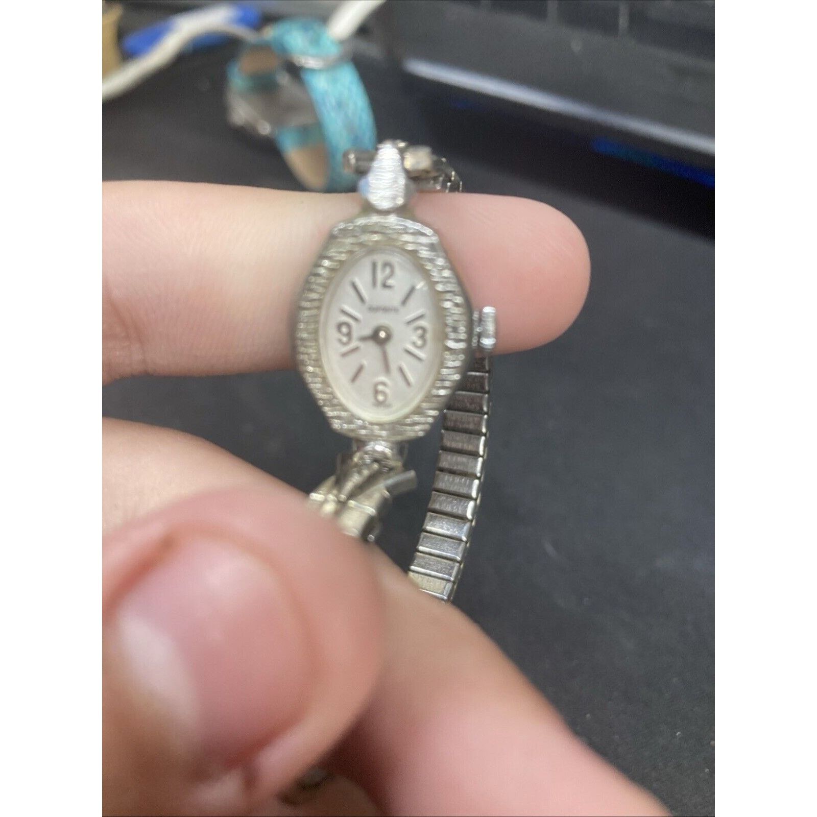 Other Vintage Dufonte Handwind womens watch With Elastic Band Size ONE SIZE - 10 Thumbnail