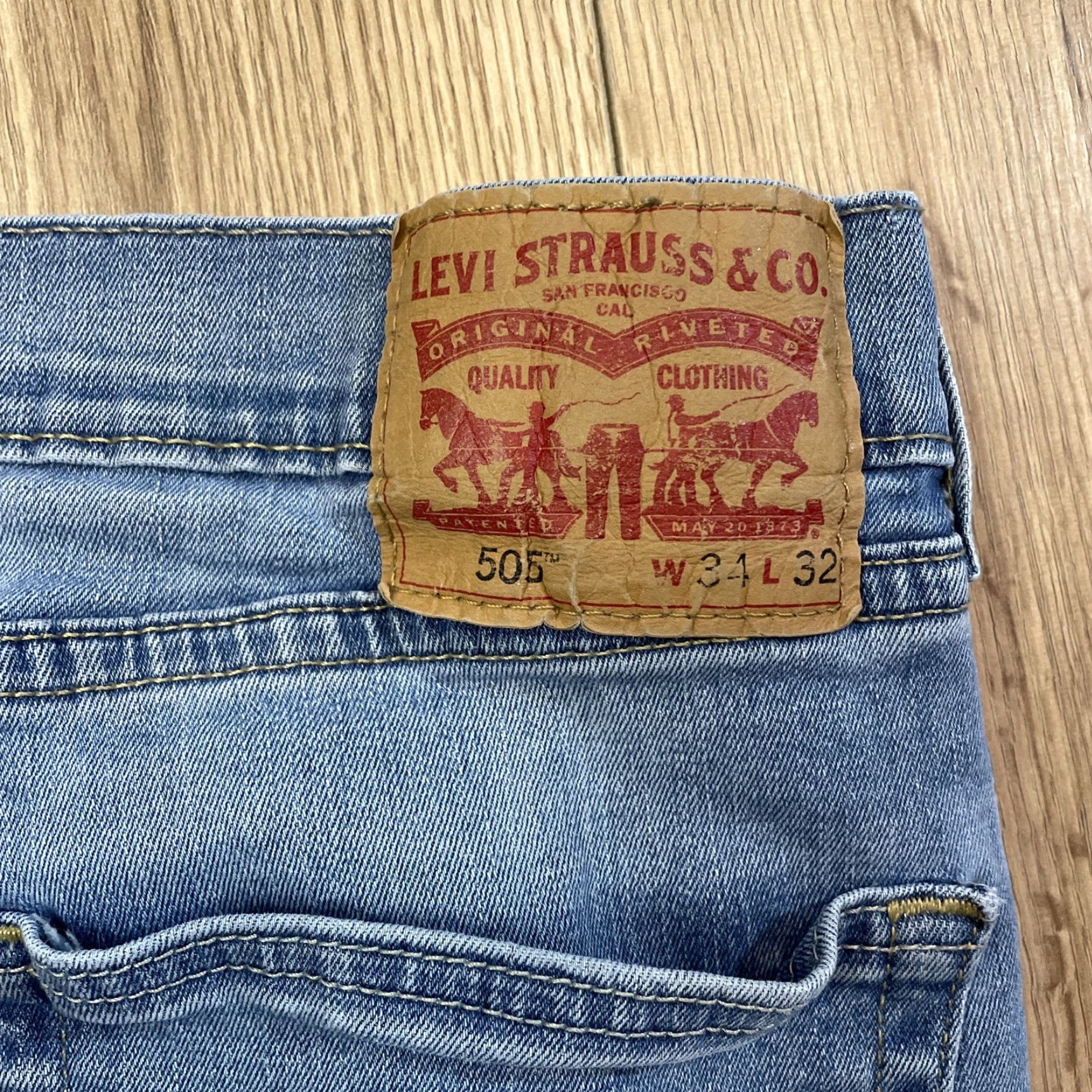 Levi's Levi's 505 Jeans Mens Blue Light Wash Regular Fit Straight Leg 34x32 Size US 34 / EU 50 - 8 Thumbnail