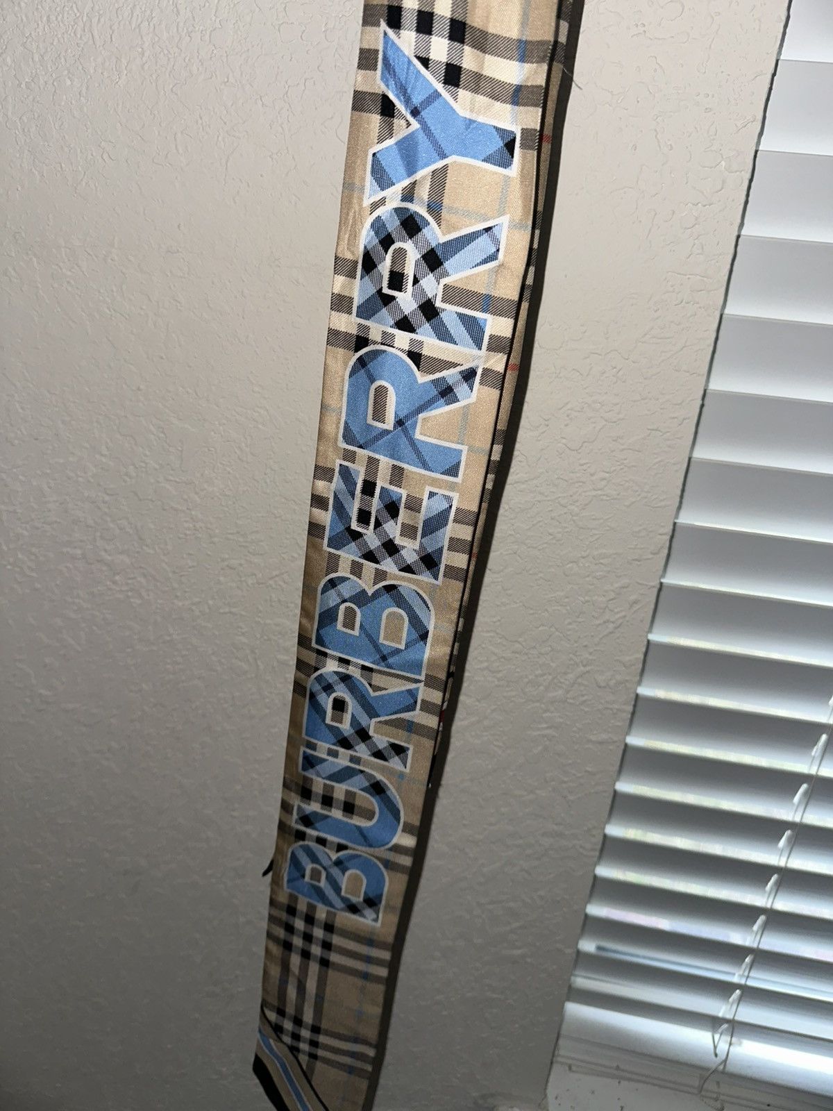 Burberry Burberry Scarf Size ONE SIZE - 3 Thumbnail