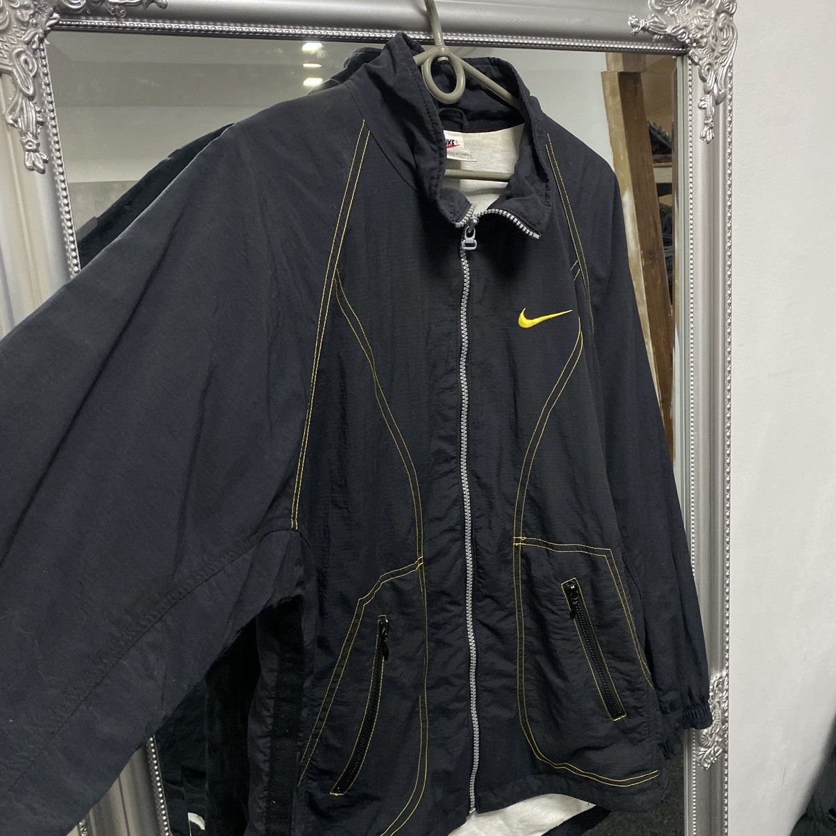 Nike Vintage Nike Track Jacket 00s Y2K Size US S / EU 44-46 / 1 - 11 Thumbnail