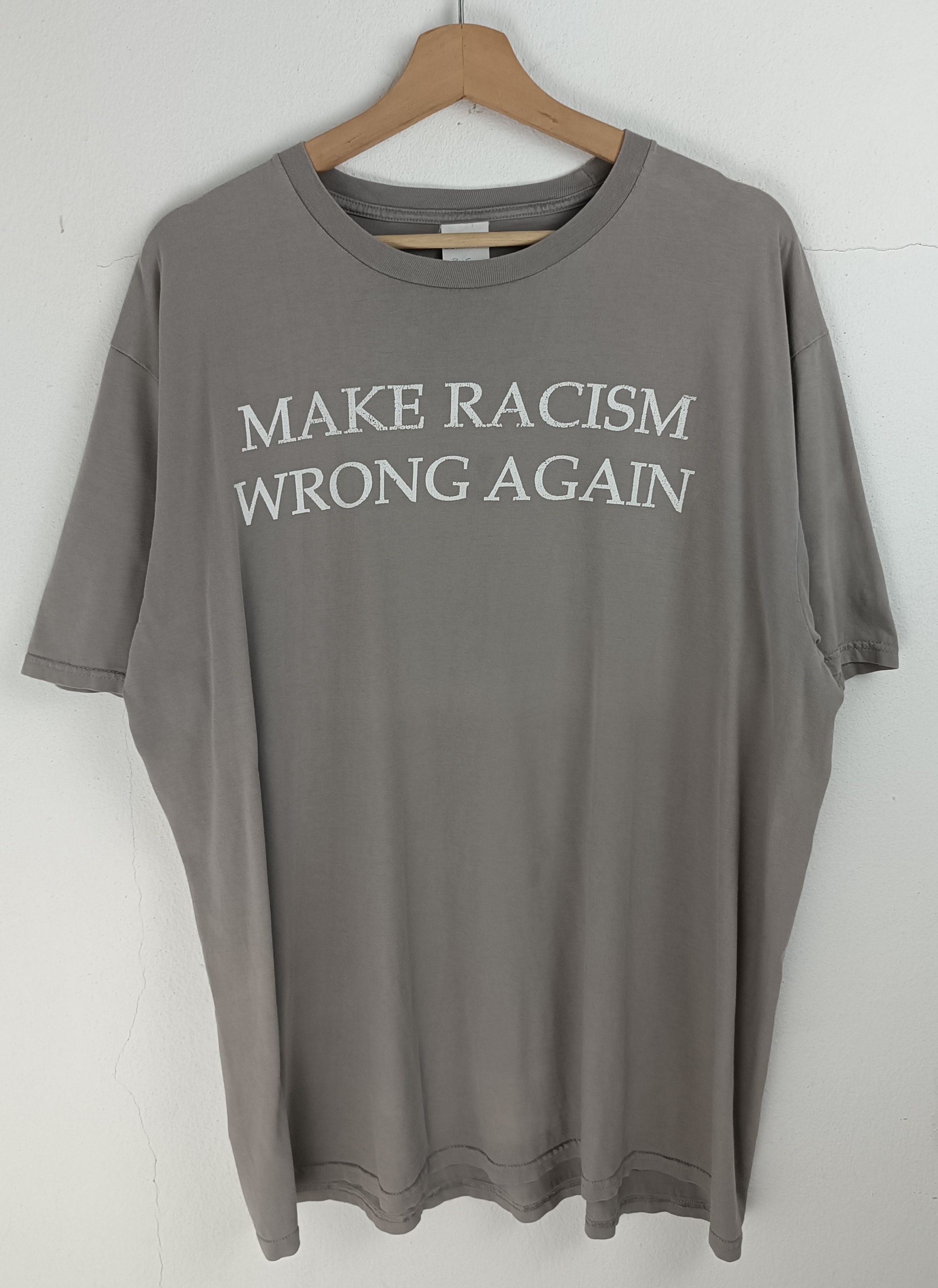 Vintage VINTAGE MAKE RACISM WRONG AGAIN QUOTE PORM HUMOR FUNNY TEE Size US XL / EU 56 / 4 - 3 Thumbnail