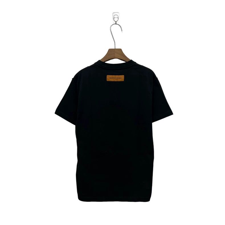 Louis Vuitton Louis Vuitton Black embossed short sleeve Size US S / EU 44-46 / 1 - 2 Thumbnail