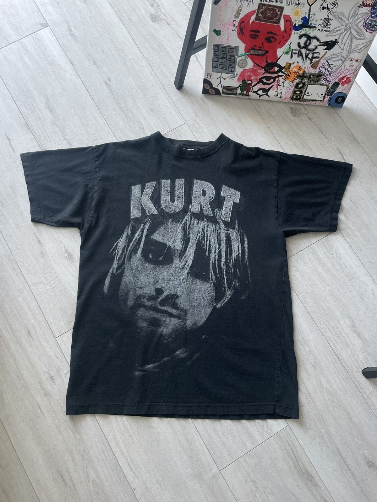 Band Tees Vintage Curt Cobain 90’s T-Shirt Nirvana Full Printed Faded Size US L / EU 52-54 / 3 - 1 Thumbnail