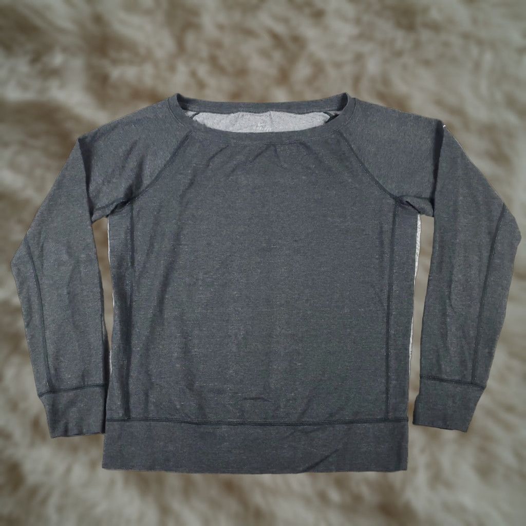 Nike Nike Pullover Sweater Womens Medium Gray Crew Neck Cotton Blend Casual Sports Size M / US 6-8 / IT 42-44 - 1 Thumbnail
