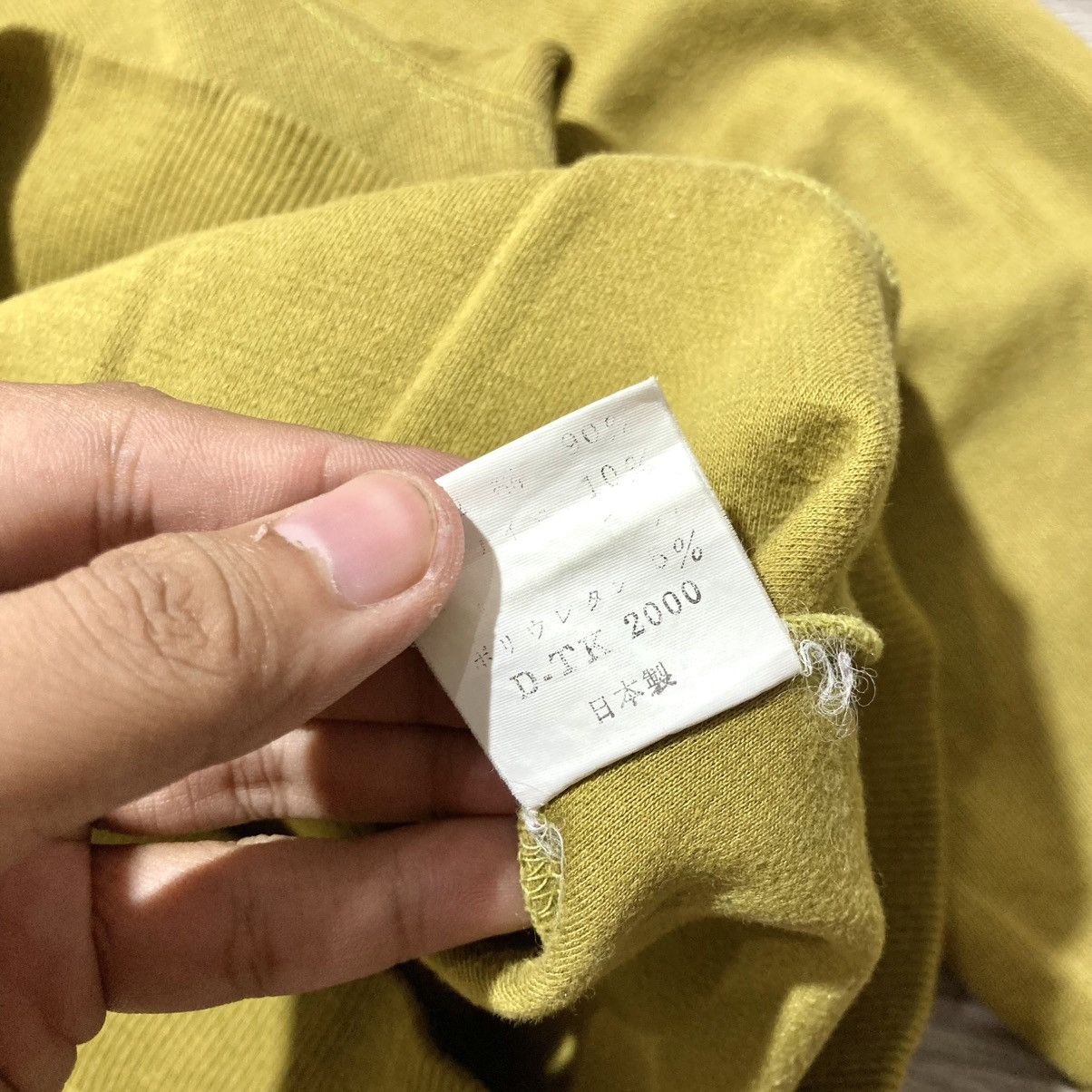 Japanese Brand 1990s Vintage Marie Claire Paris Logo Font Crewneck Luxury Size US M / EU 48-50 / 2 - 12 Thumbnail