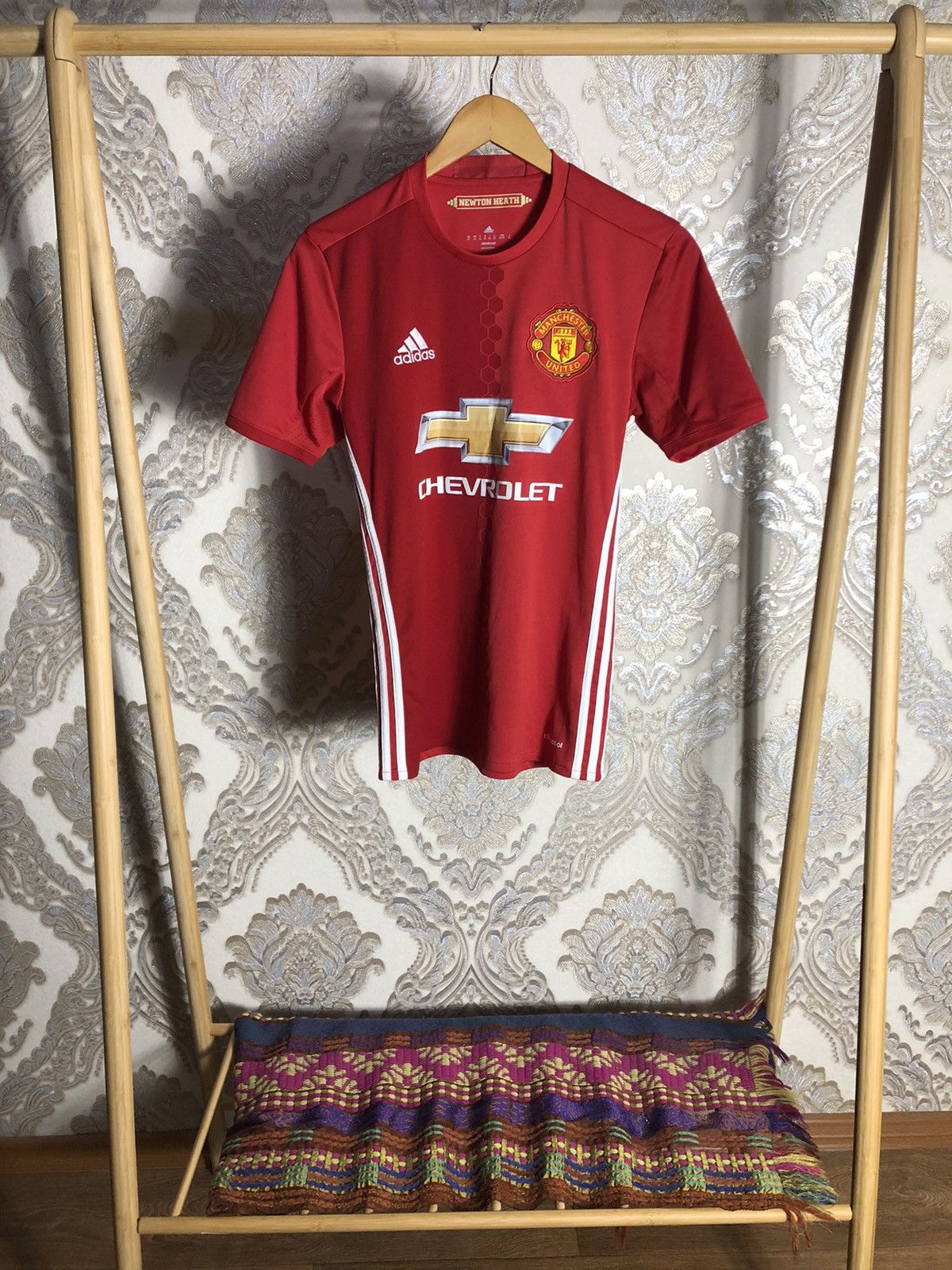 Adidas VINTAGE ADIDAS FC MANCHESTER UNITED ENGLAND SOCCER JERSEY Size US XS / EU 42 / 0 - 1 Thumbnail