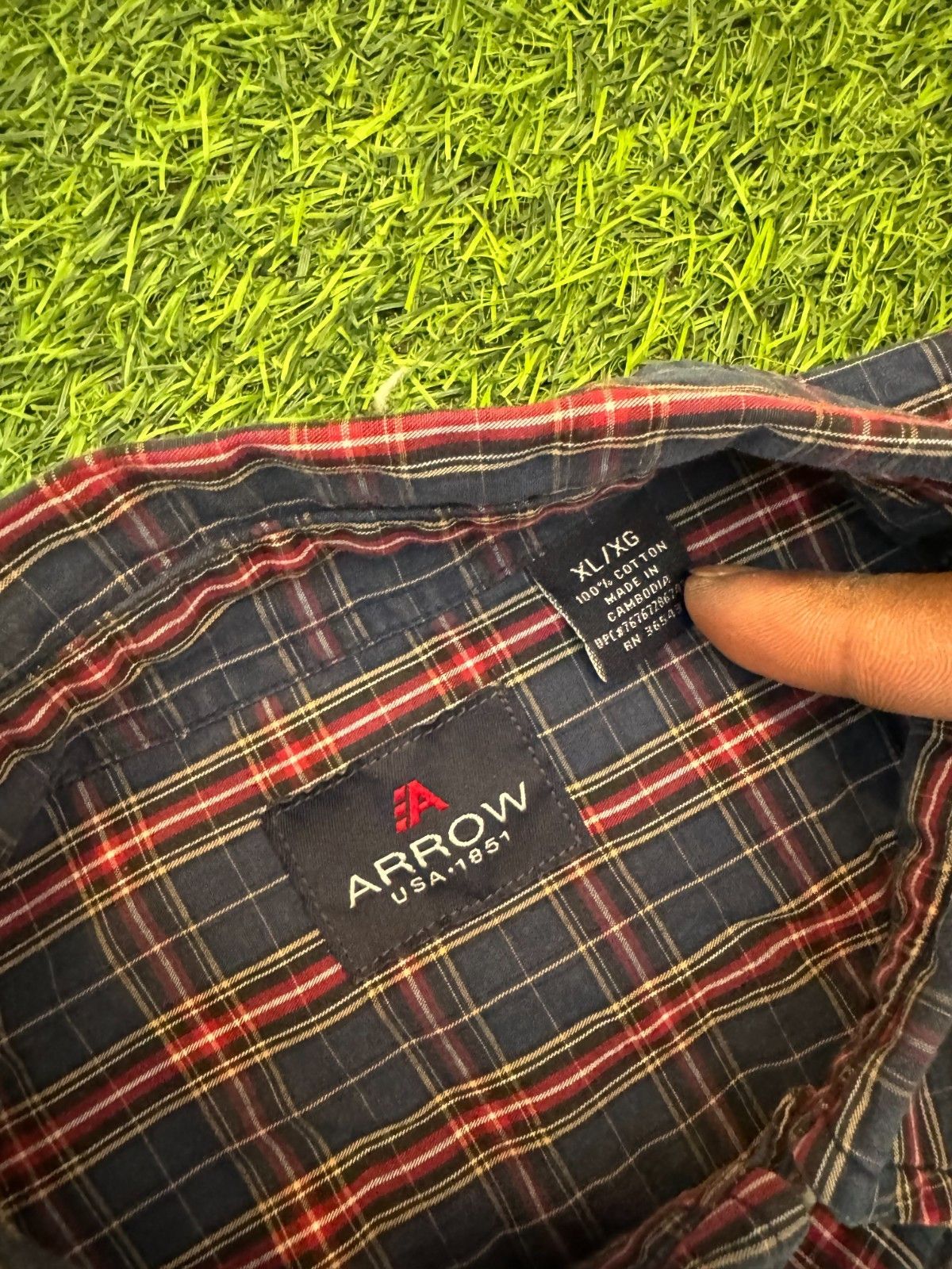 Arrow Arrow Plaid Button-Up Shirt Size US XL / EU 56 / 4 - 2 Thumbnail