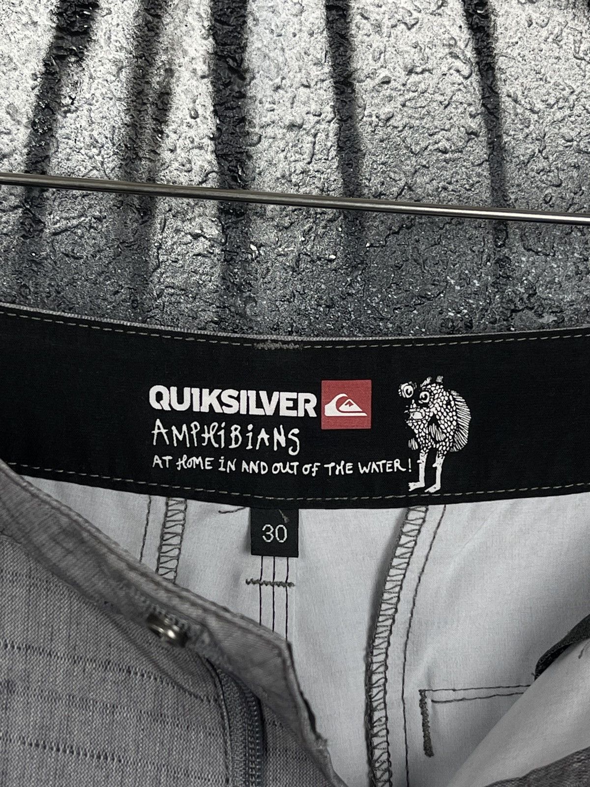 Quiksilver × Vintage Quiksilver Amphibians Grey Beach Shorts Men’s Size 30 Size US 30 / EU 46 - 10 Thumbnail