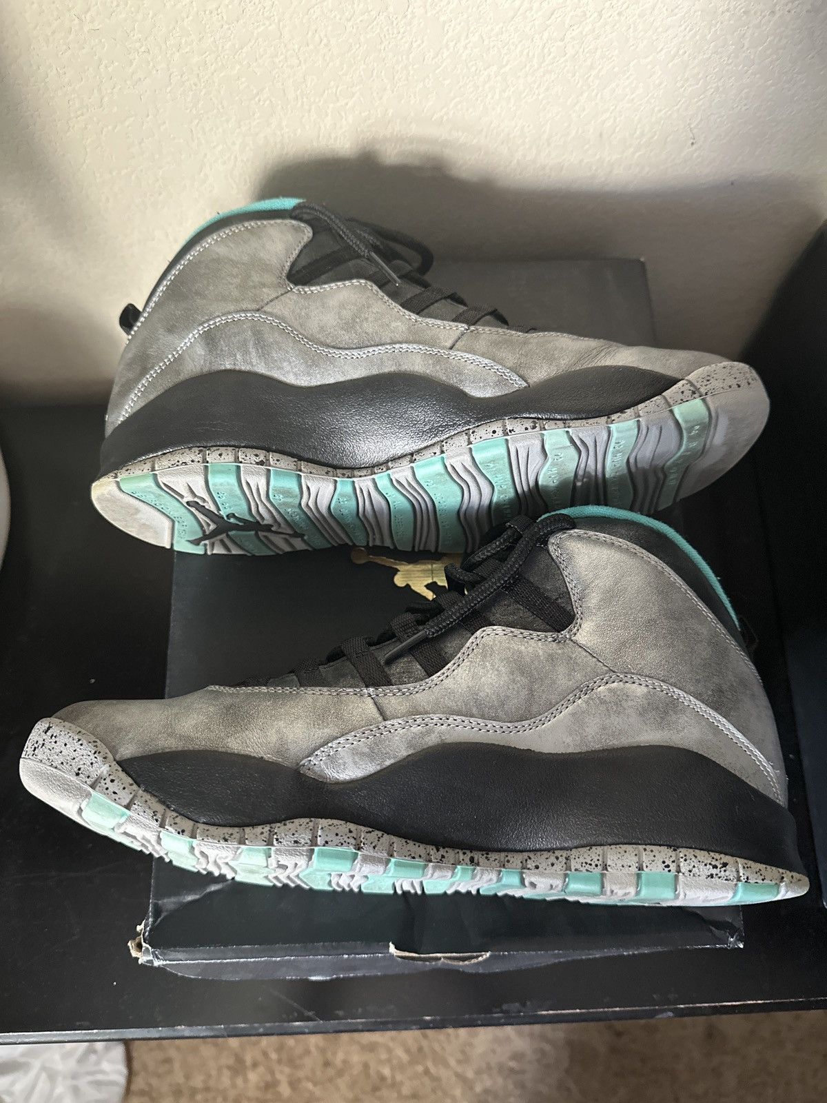 Jordan Brand Jordan Liberty 10s Size 9.5 USED Size US 9.5 / EU 42-43 - 1 Thumbnail