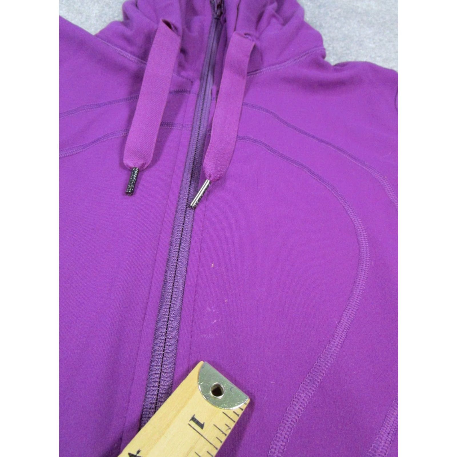 Lululemon Lululemon In Stride Jacket Womens 8 Purple Running Full Zip Size M / US 6-8 / IT 42-44 - 7 Thumbnail