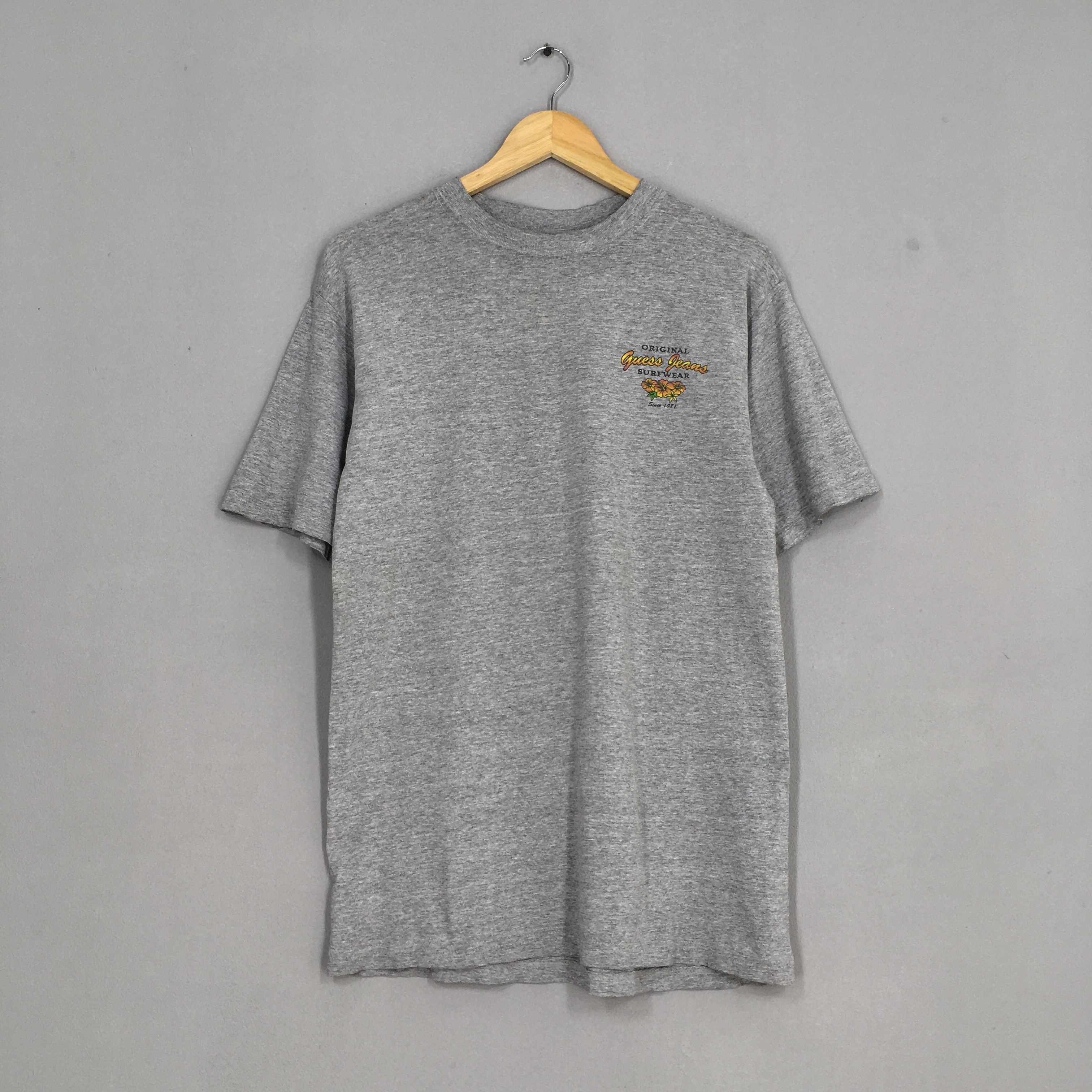 Guess × Vintage Vintage 1990's Guess Jeans Surfwear Gray Tshirt Medium Size US M / EU 48-50 / 2 - 2 Thumbnail