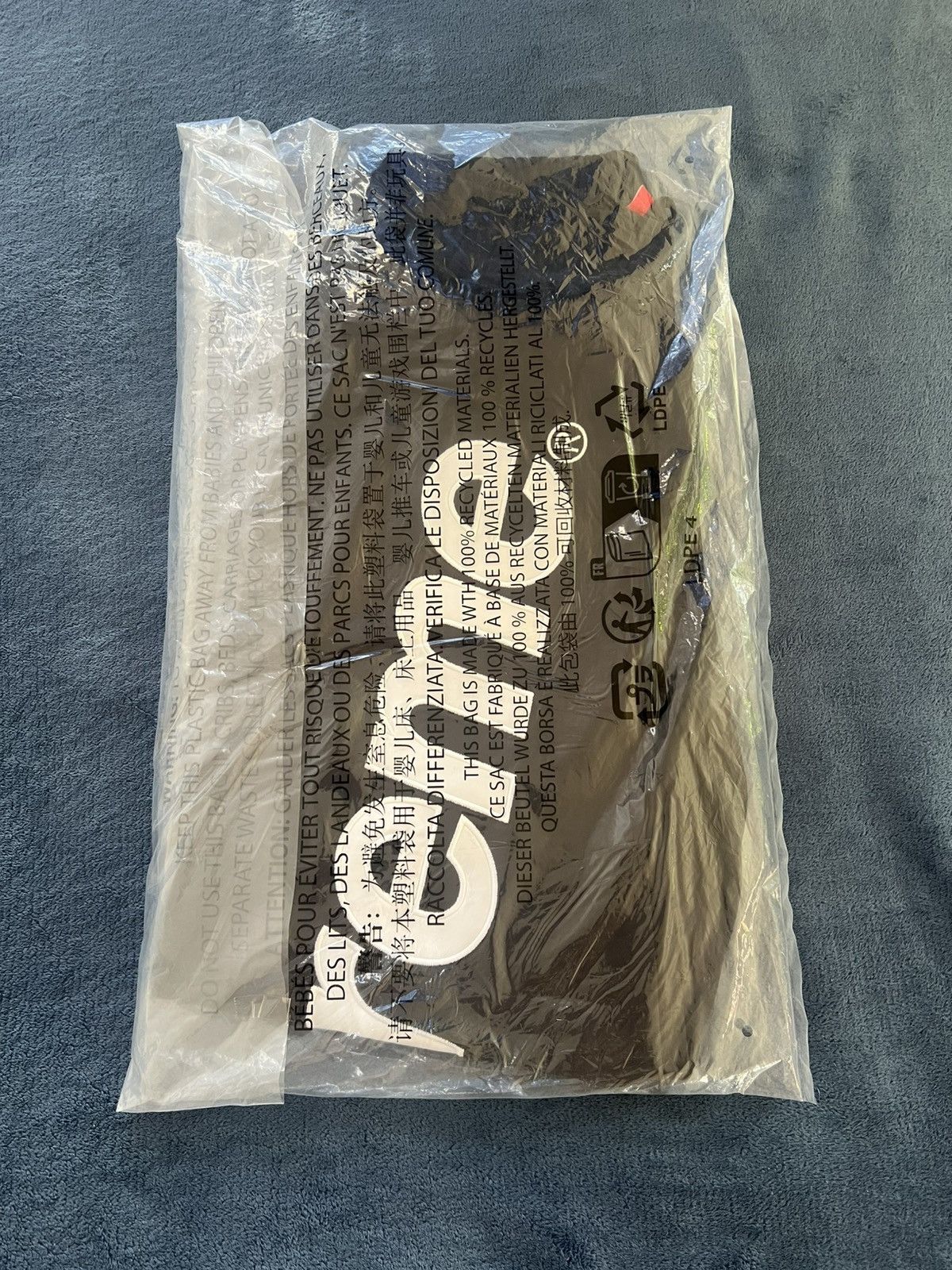 Supreme Supreme Satin Applique Sweatpants Size Medium Size US 32 / EU 48 - 2 Thumbnail