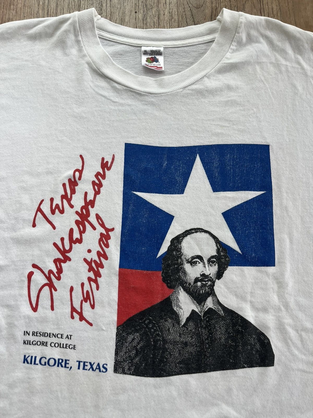 Vintage Vintage Taxas Shakespeare’s Festival 90’s T-shirt Size US XL / EU 56 / 4 - 5 Thumbnail