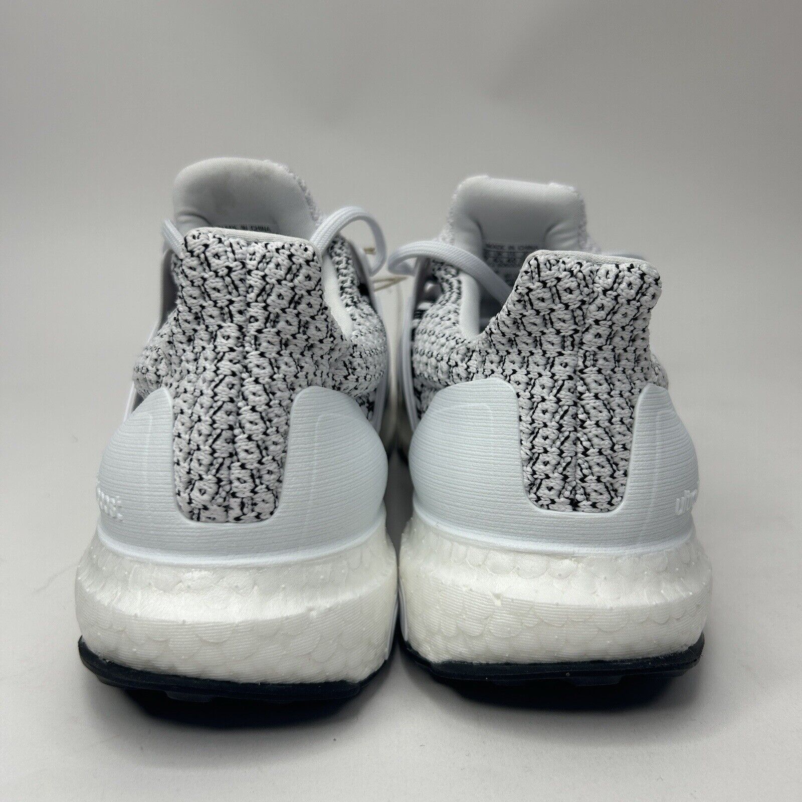 Adidas Adidas Ultraboost 5.0 DNA J “Oreo/White Black” 2023 Size US 8.5 / IT 38.5 - 4 Thumbnail