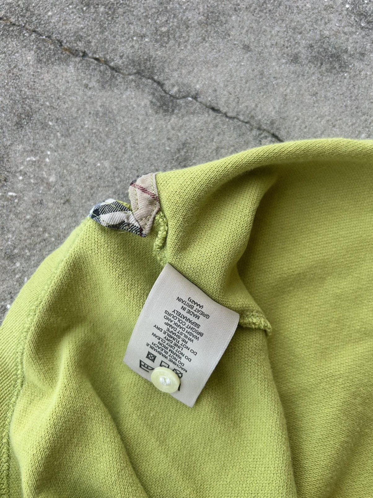Burberry Mens size L green burberry polo shirt Size US L / EU 52-54 / 3 - 7 Thumbnail