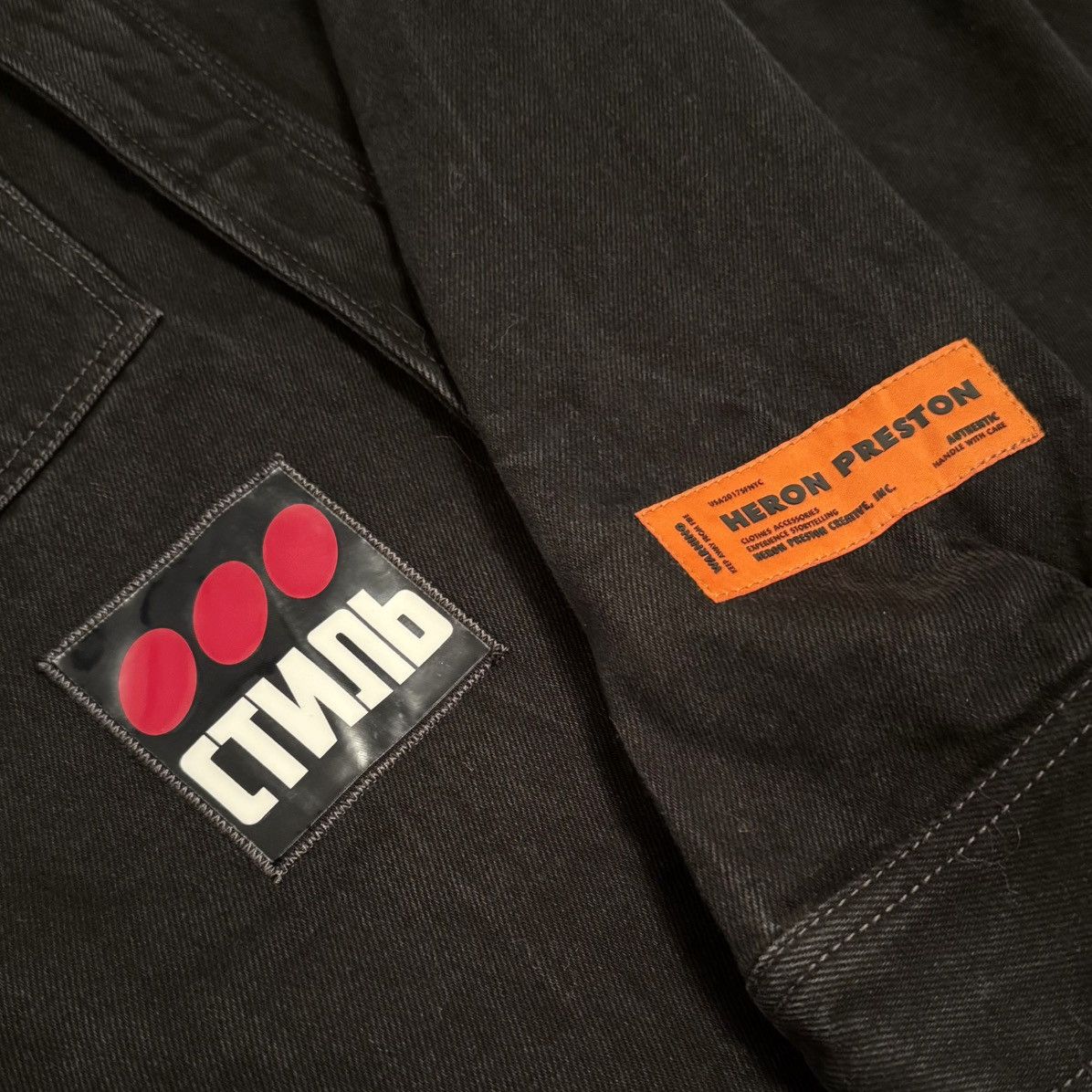Heron Preston Heron Preston “Стиль” Logo Patch Denim Jacket ‘Black’ Size US XXL / EU 58 / 5 - 2 Thumbnail