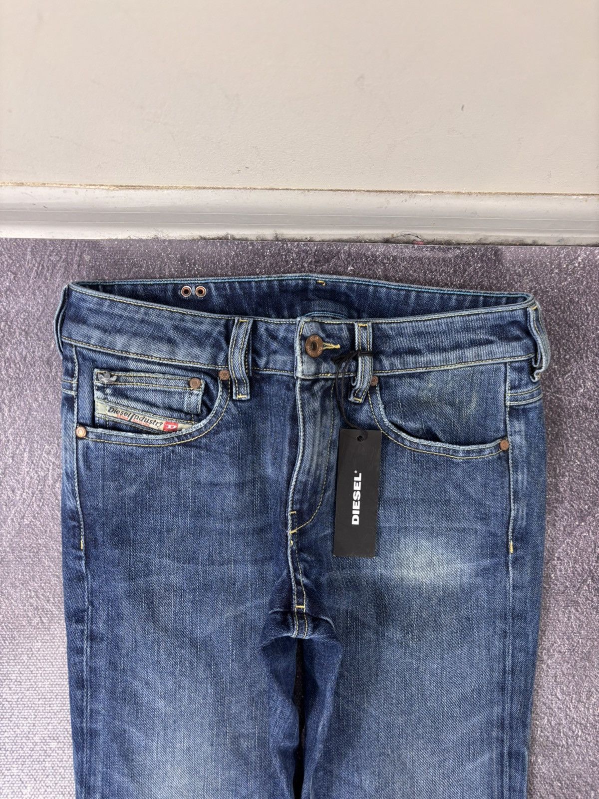 Adidas × Diesel Diesel X Adidas Sample F/W08 NWT Women’s Blue Denim Jeans Size 28" / US 6 / IT 42 - 5 Thumbnail