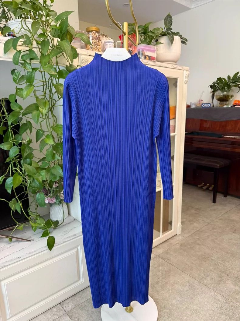 Issey Miyake Issey Miyake size:2 Blue dress Size XS / US 0-2 / IT 36-38 - 1 Thumbnail