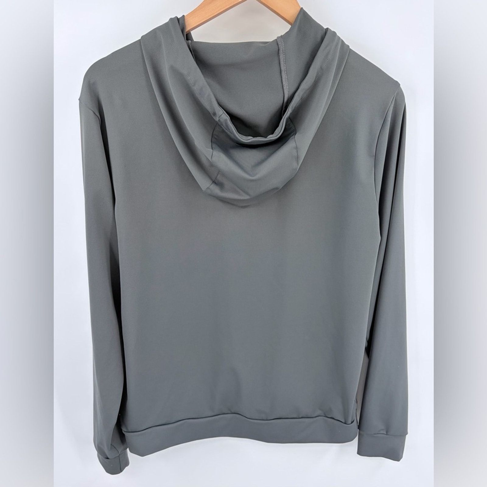Rhone Rhône mens esssnetial performance midweight hoodie gray sz S Size US S / EU 44-46 / 1 - 5 Thumbnail