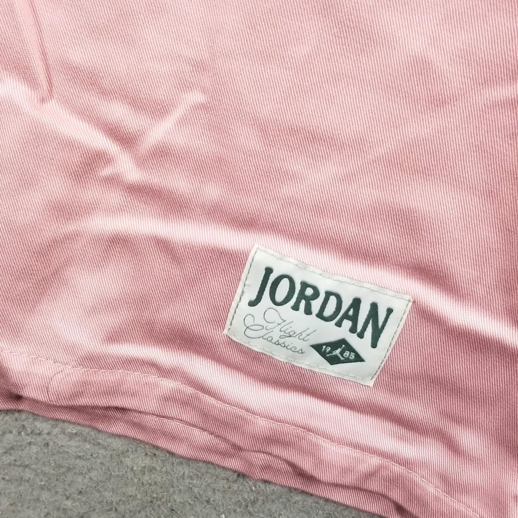 Nike Jordan Shirt Womens XS Pink Camp Collar Button Front Flight Classics FN5763-607 Size XS / US 0-2 / IT 36-38 - 3 Thumbnail